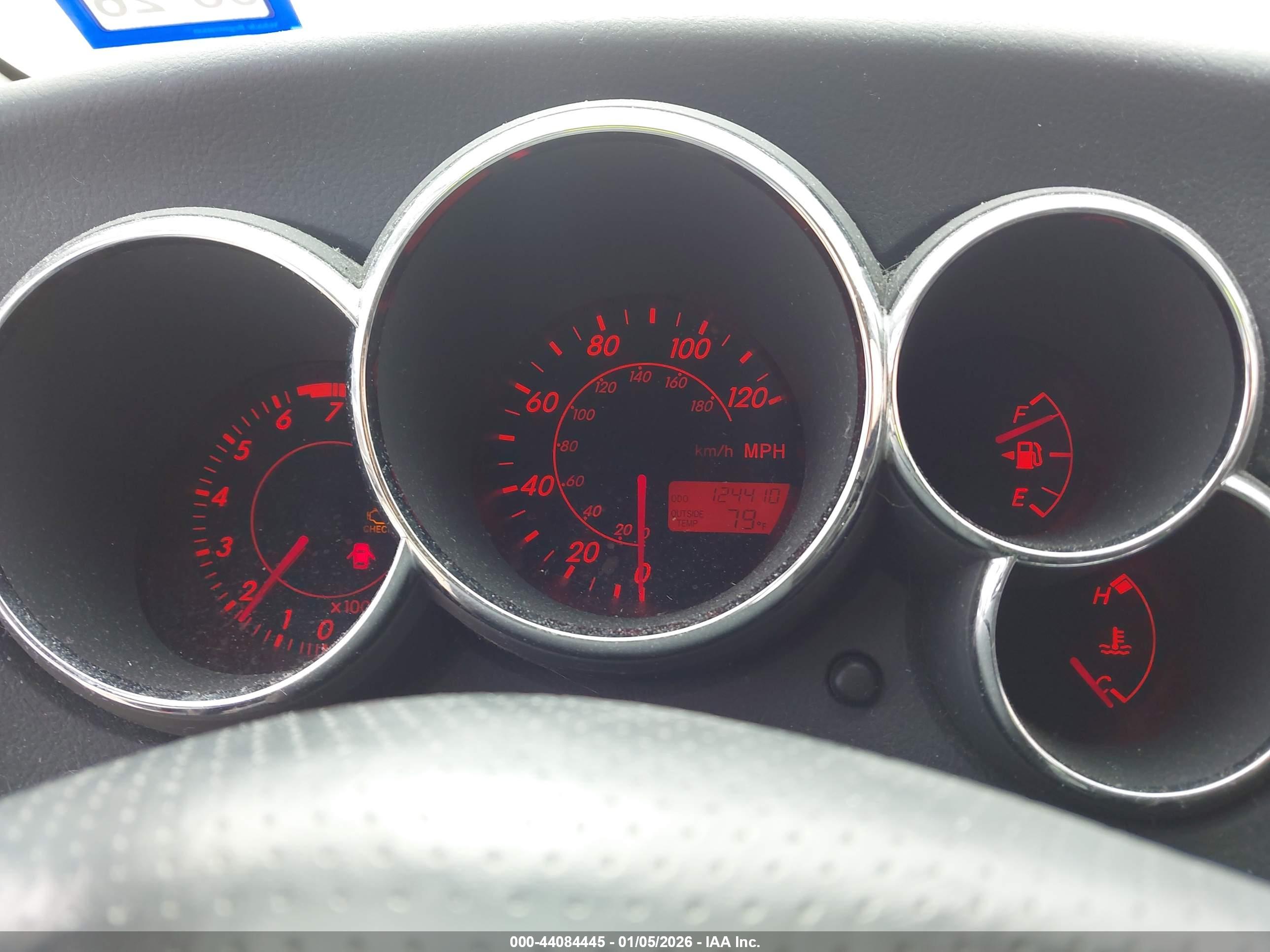 PONTIAC VIBE image 7