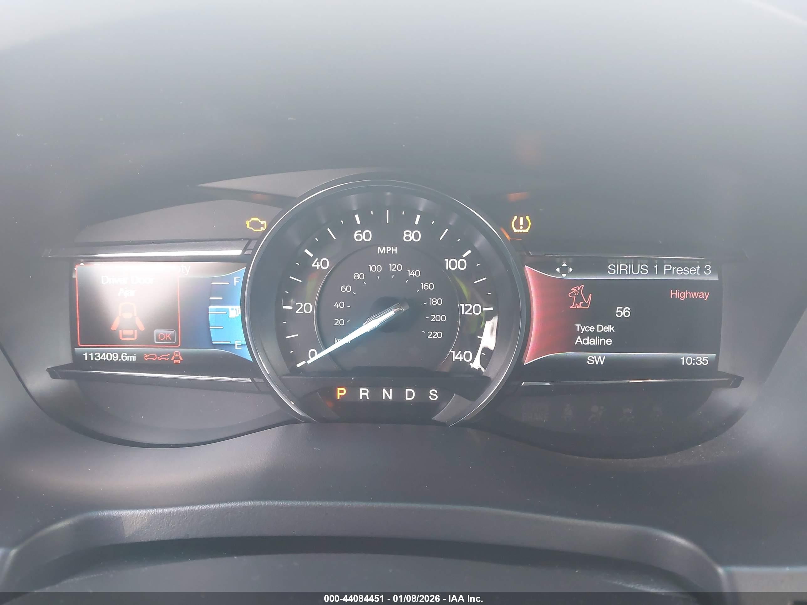 FORD EXPLORER image 7