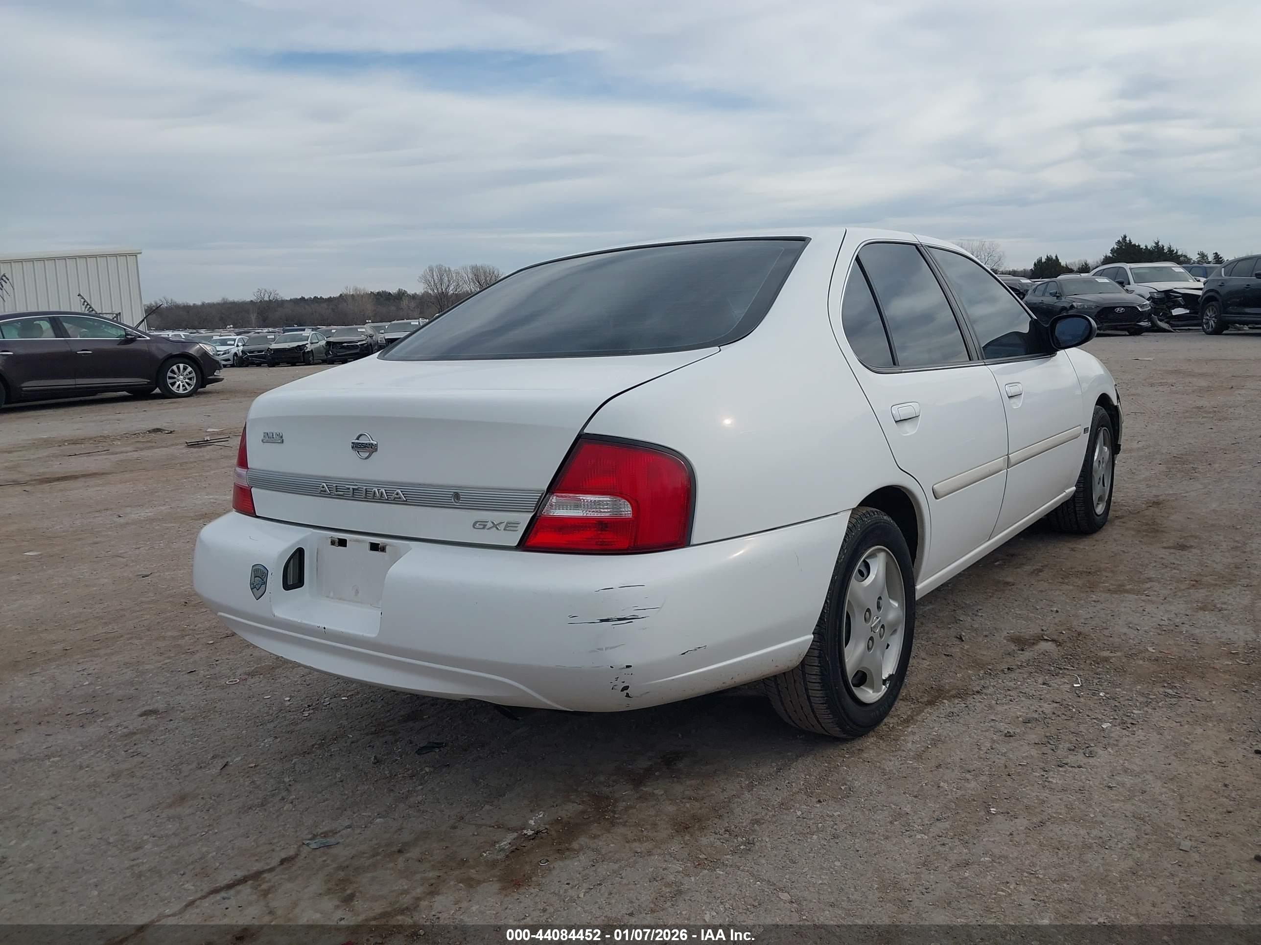 NISSAN ALTIMA image 4