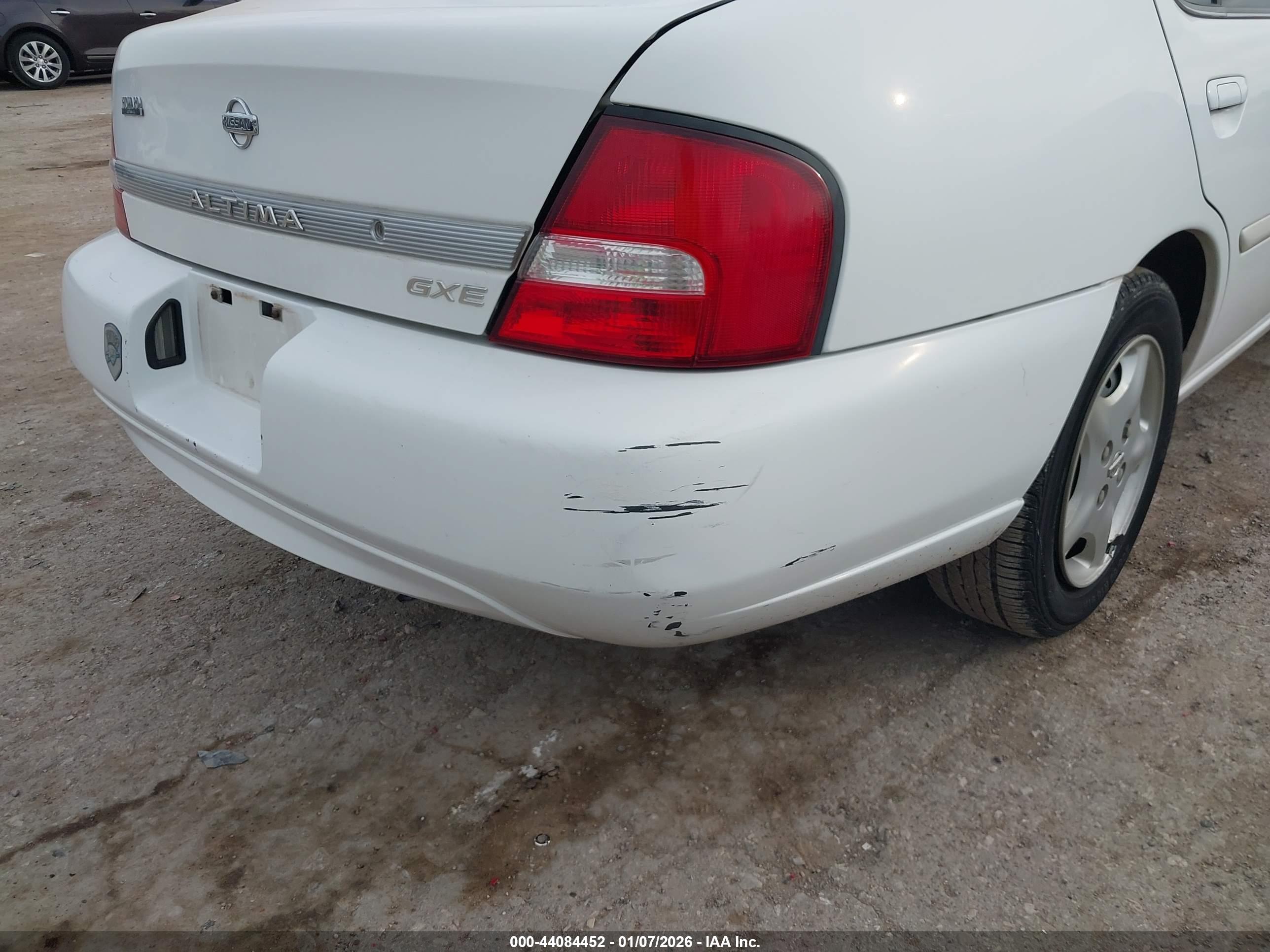 NISSAN ALTIMA image 6
