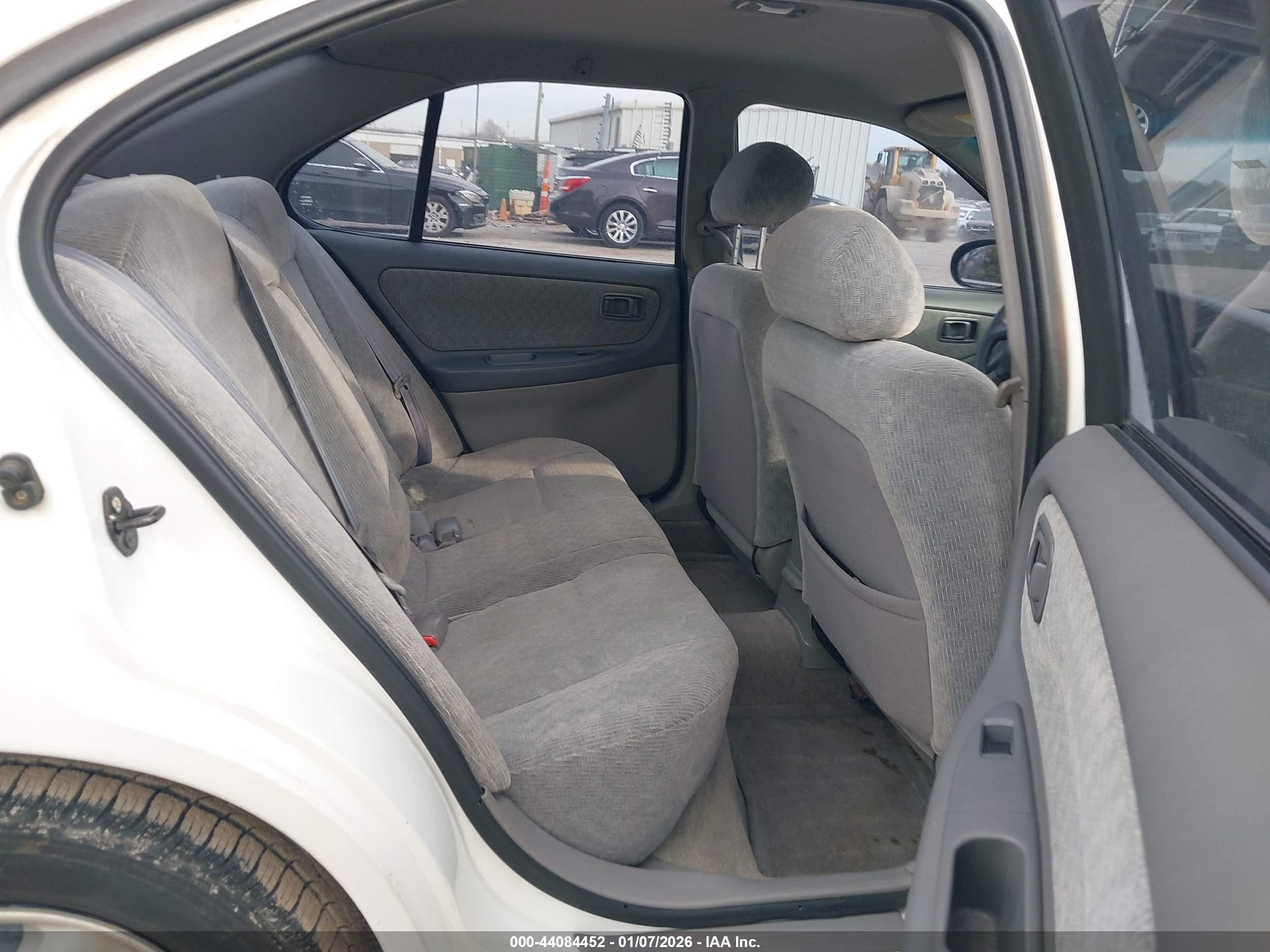 NISSAN ALTIMA image 8