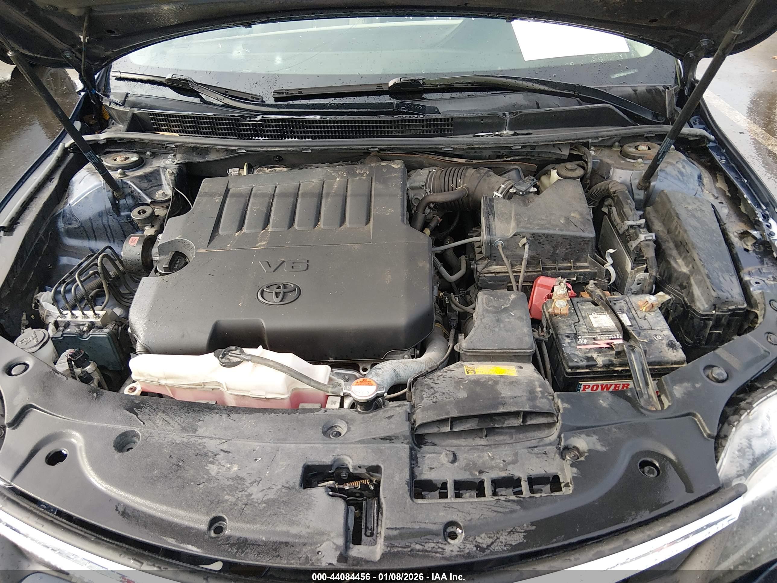 TOYOTA AVALON image 10