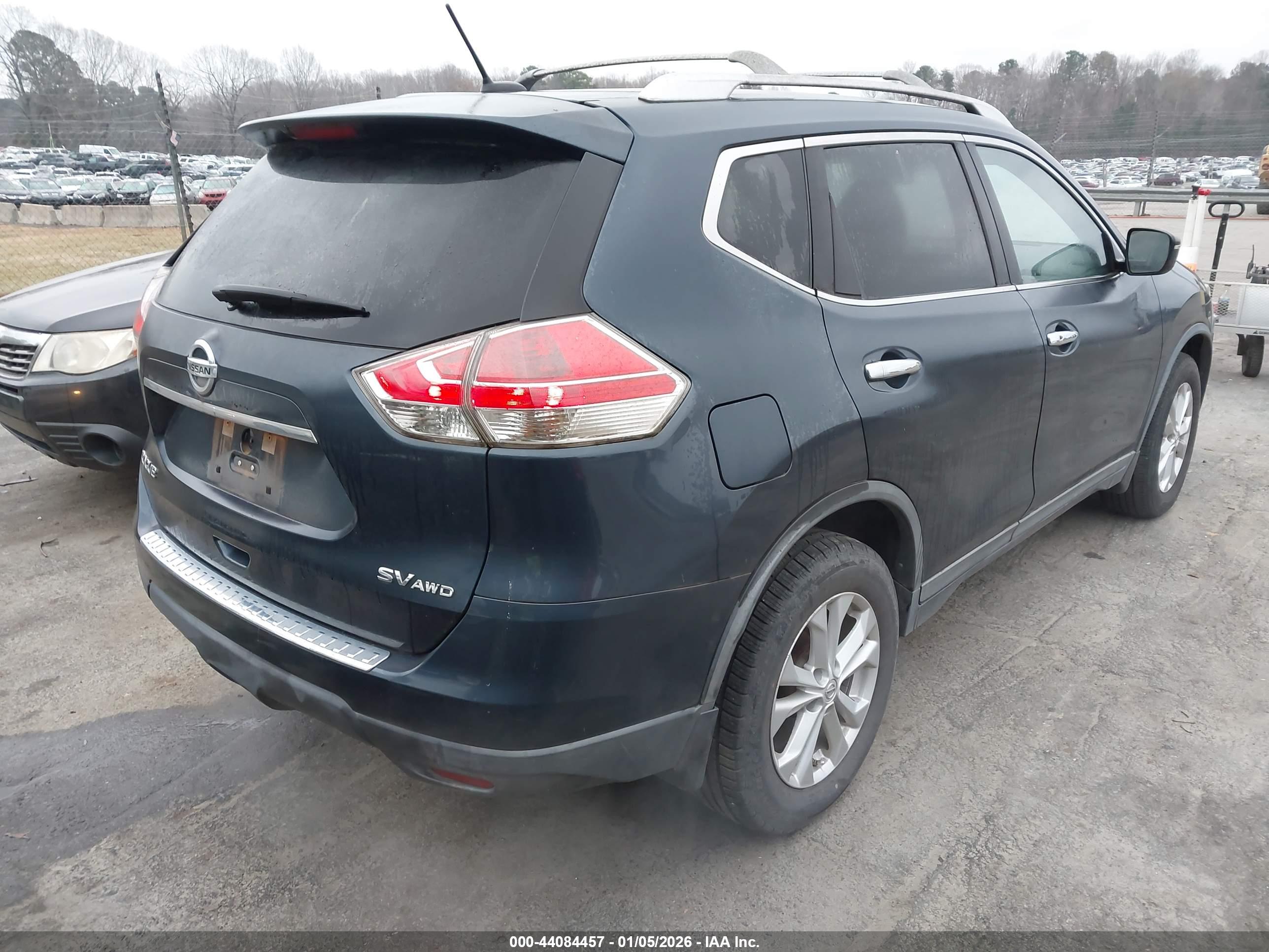 NISSAN ROGUE image 4