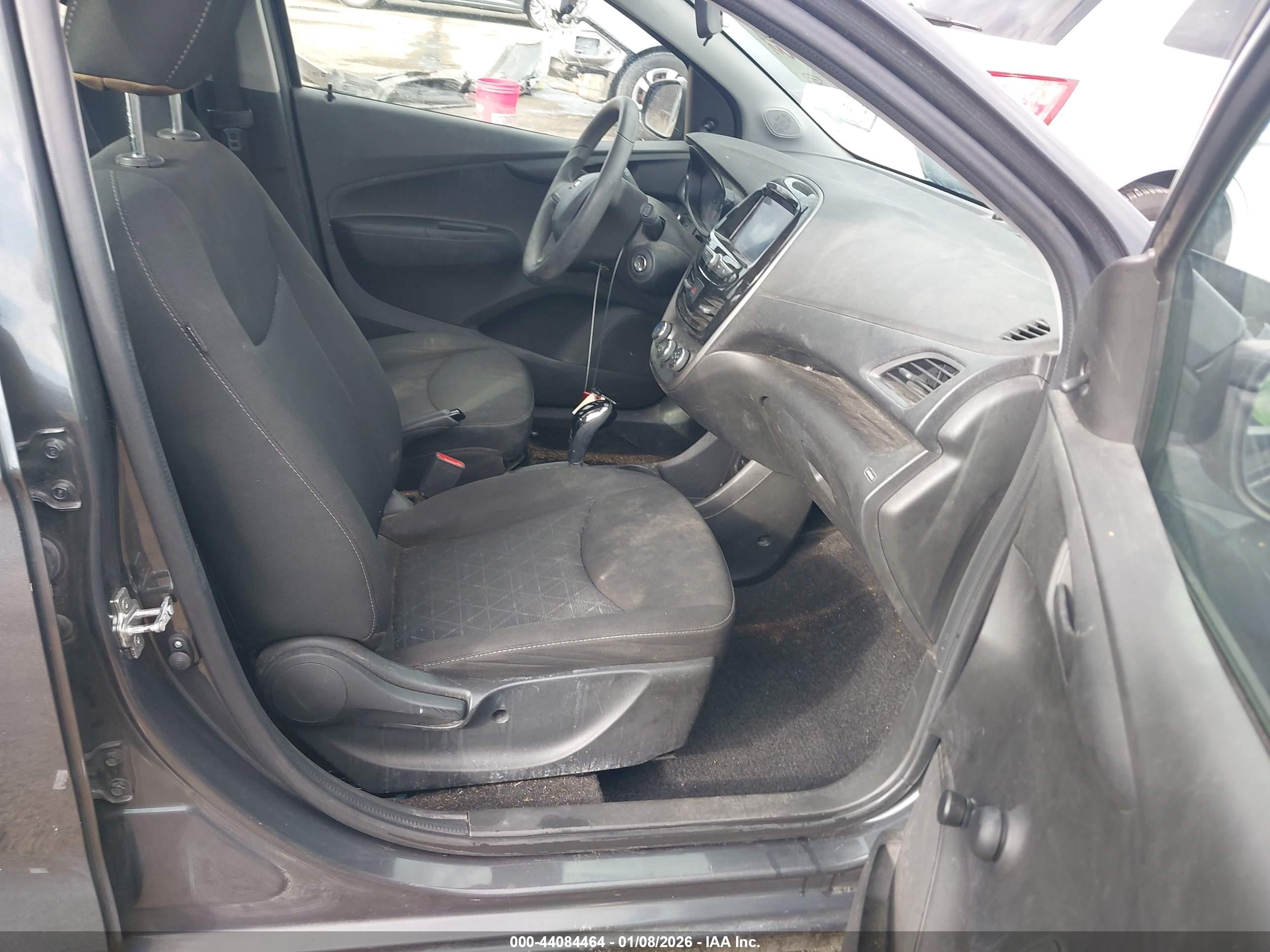 CHEVROLET SPARK image 5