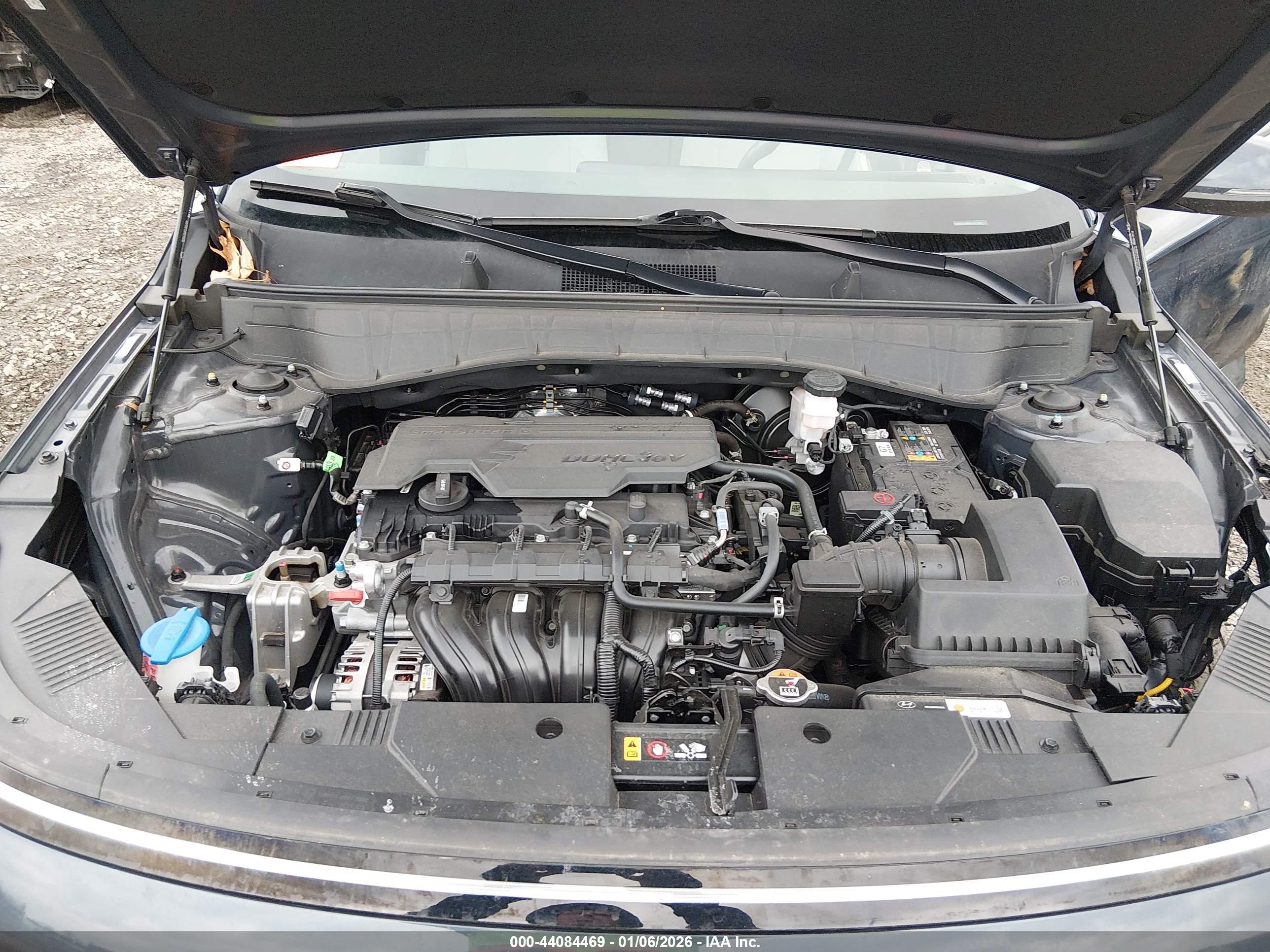 HYUNDAI KONA image 10