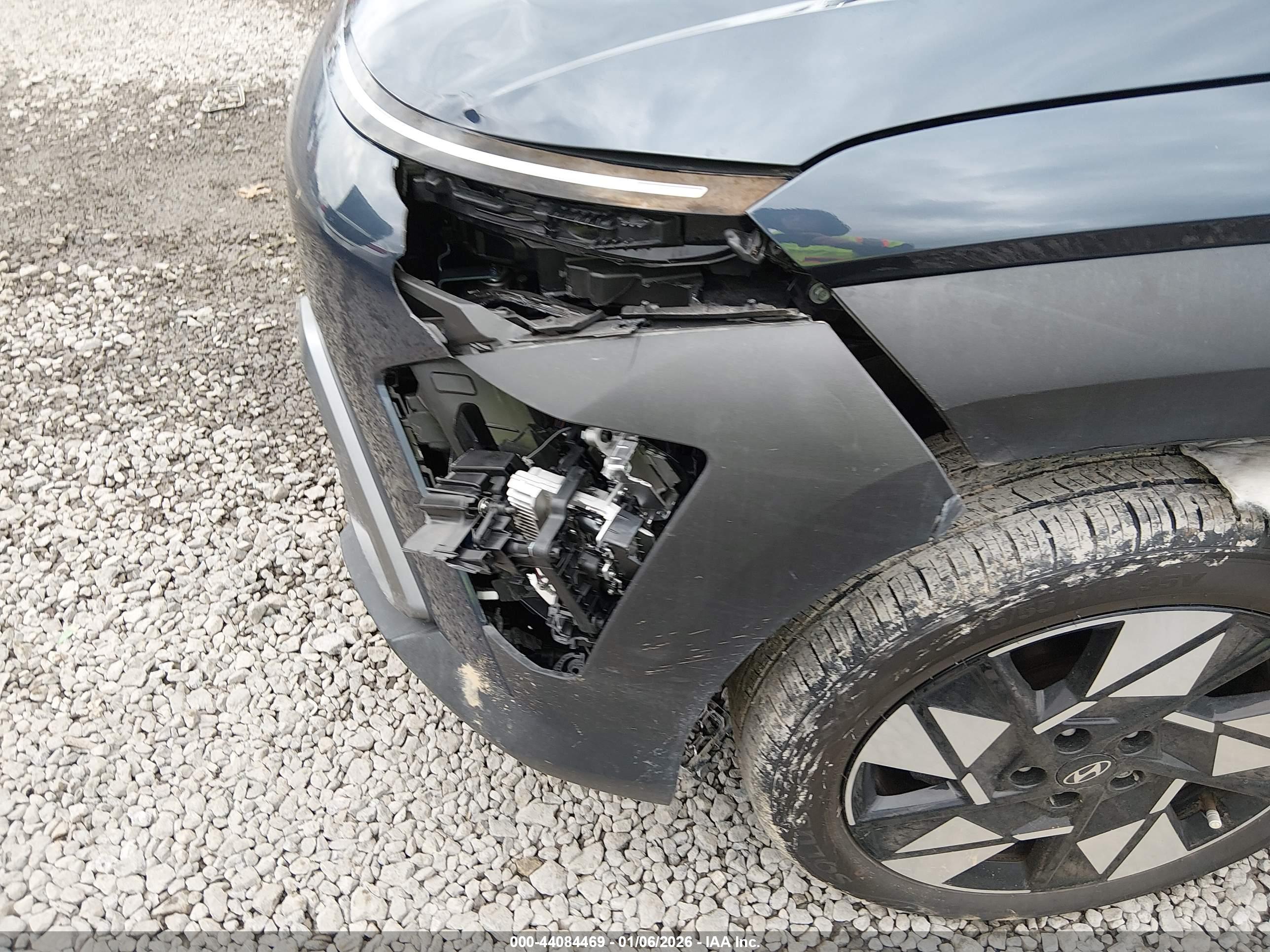 HYUNDAI KONA image 6