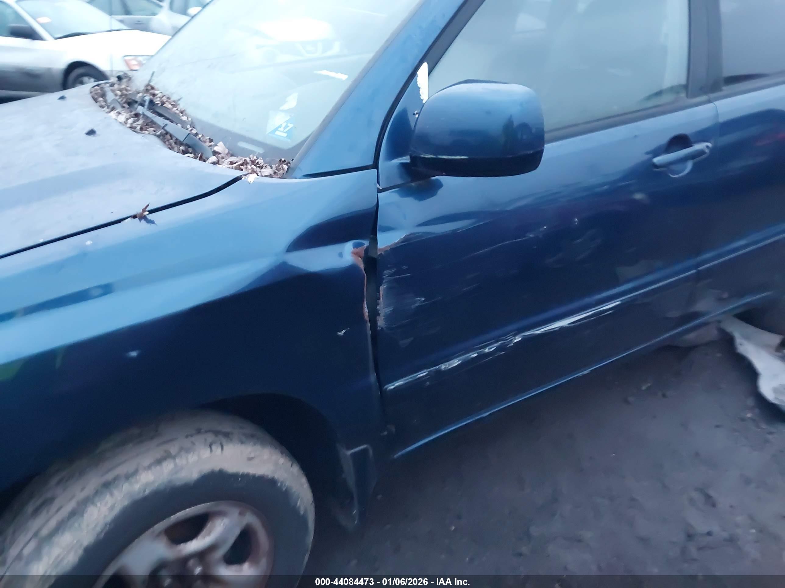 TOYOTA HIGHLANDER image 6