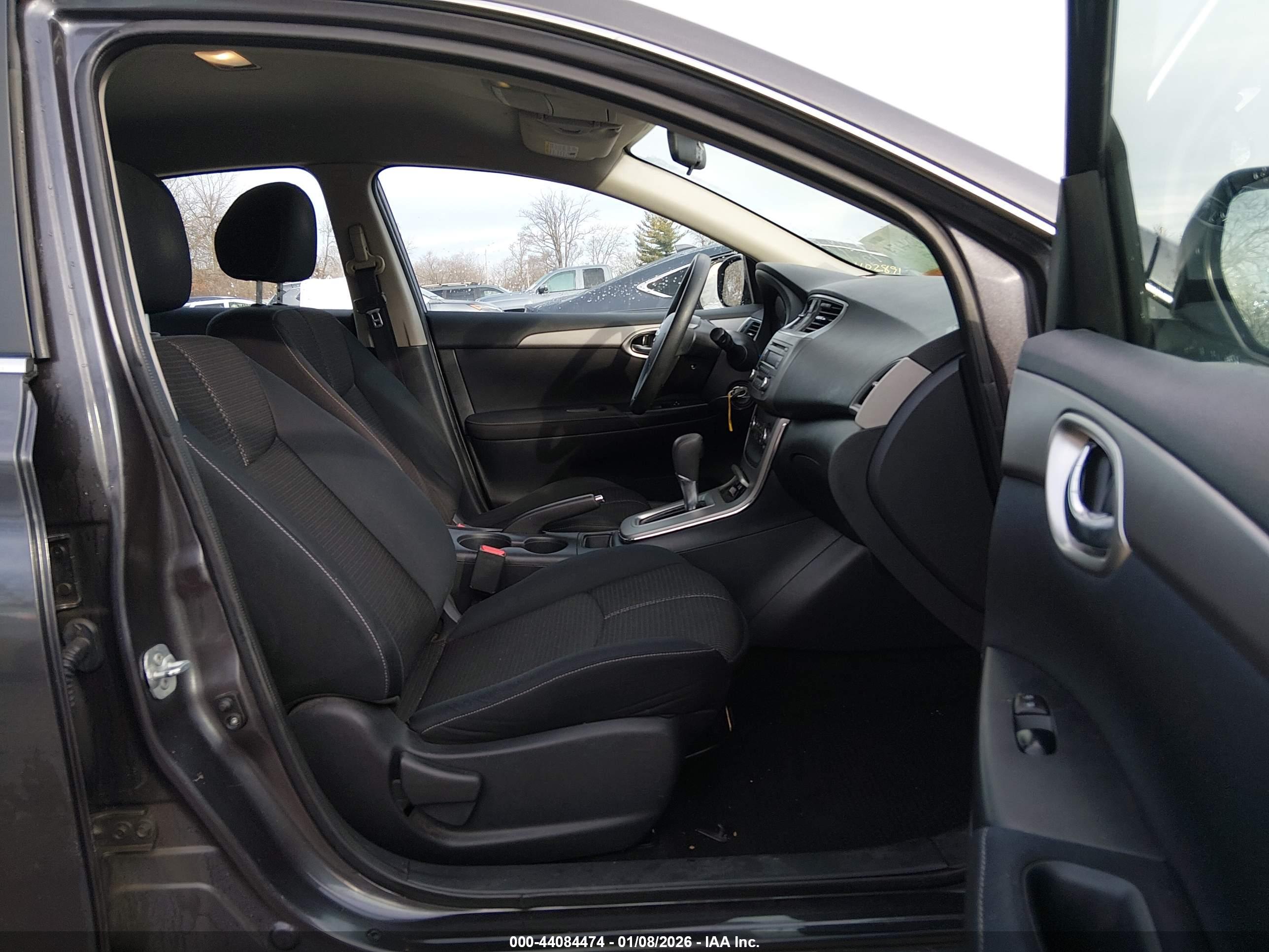 NISSAN SENTRA image 5