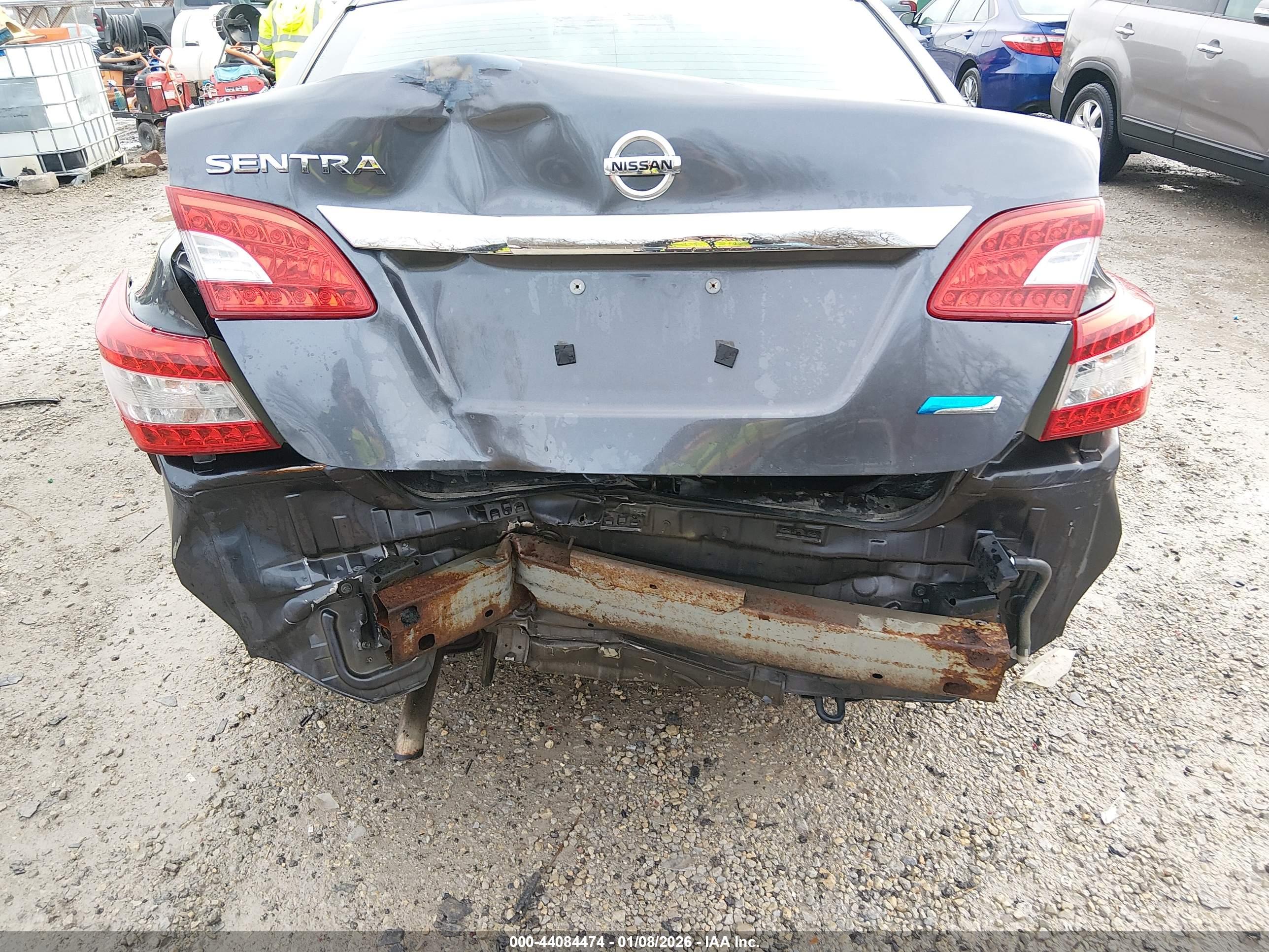 NISSAN SENTRA image 6