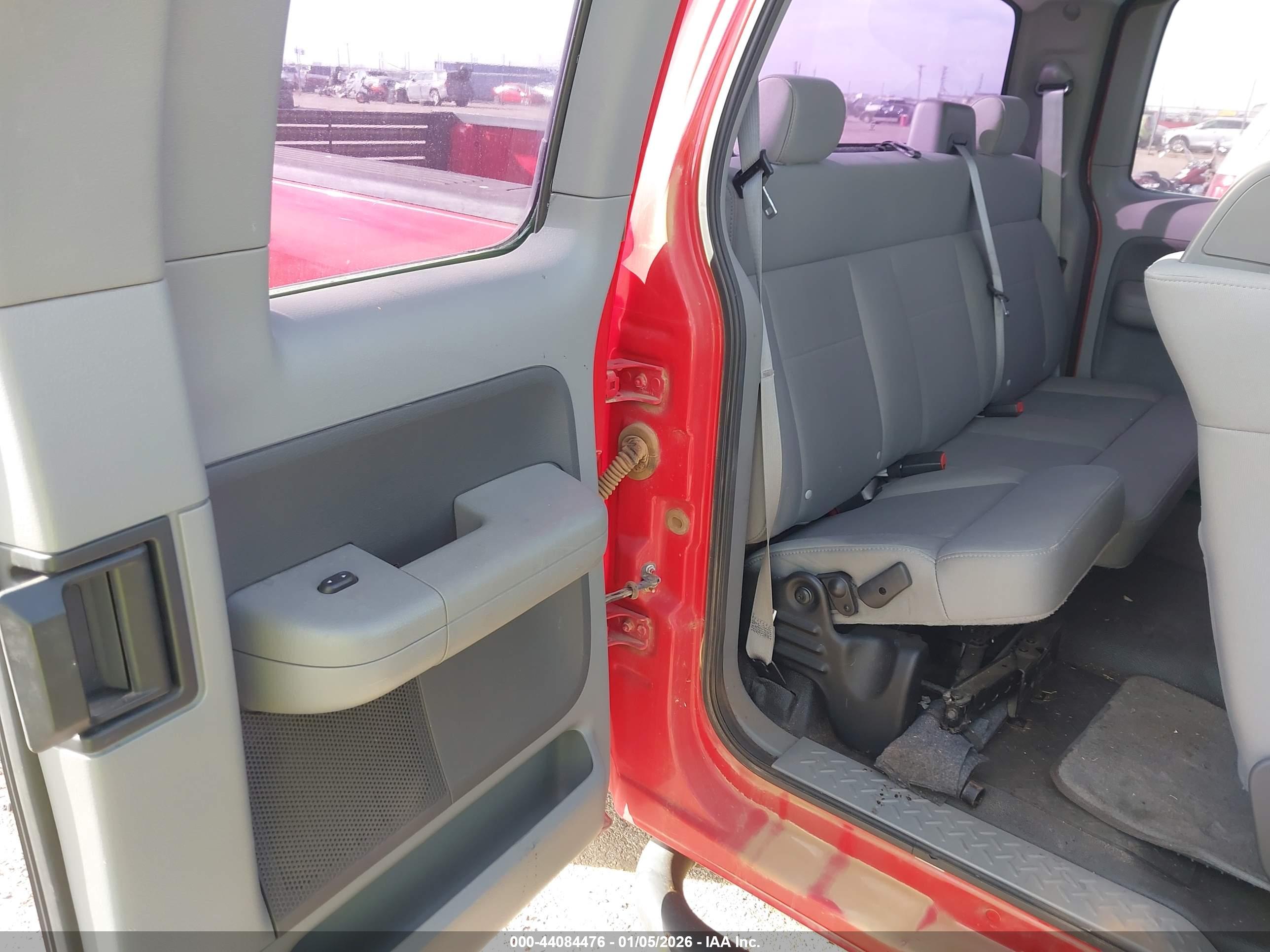 FORD F-150 image 8