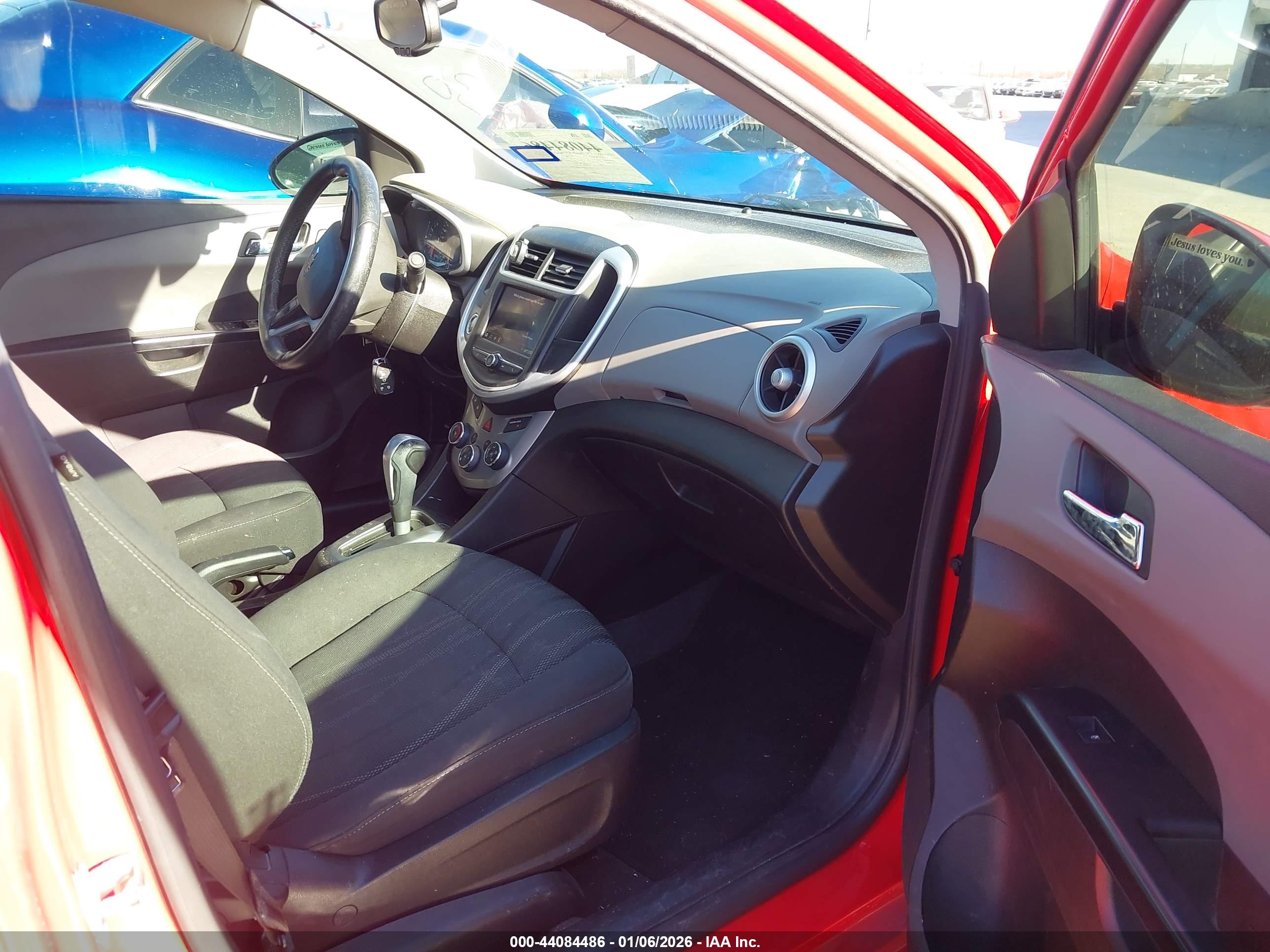 CHEVROLET SONIC image 5