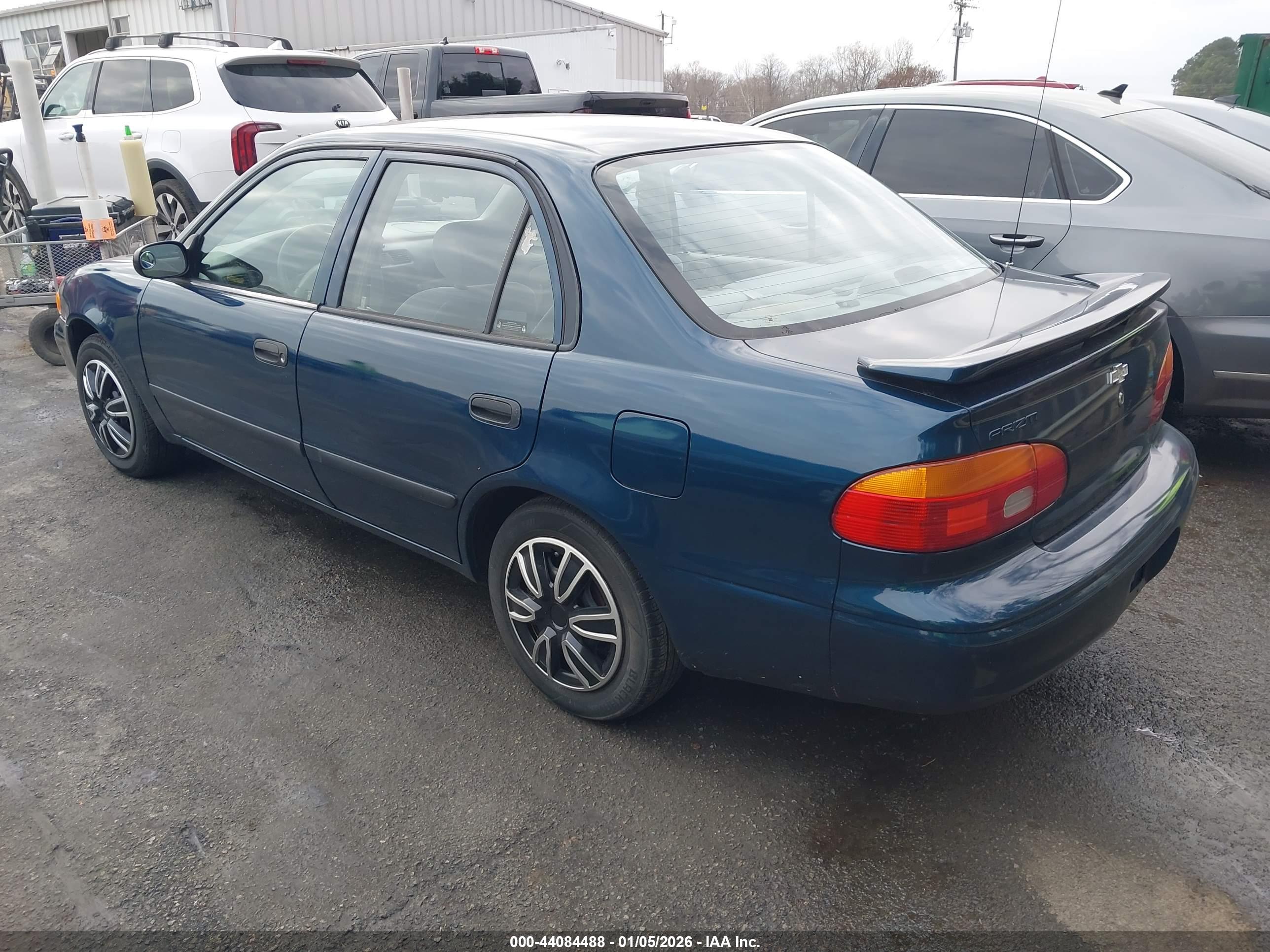 CHEVROLET PRIZM image 3