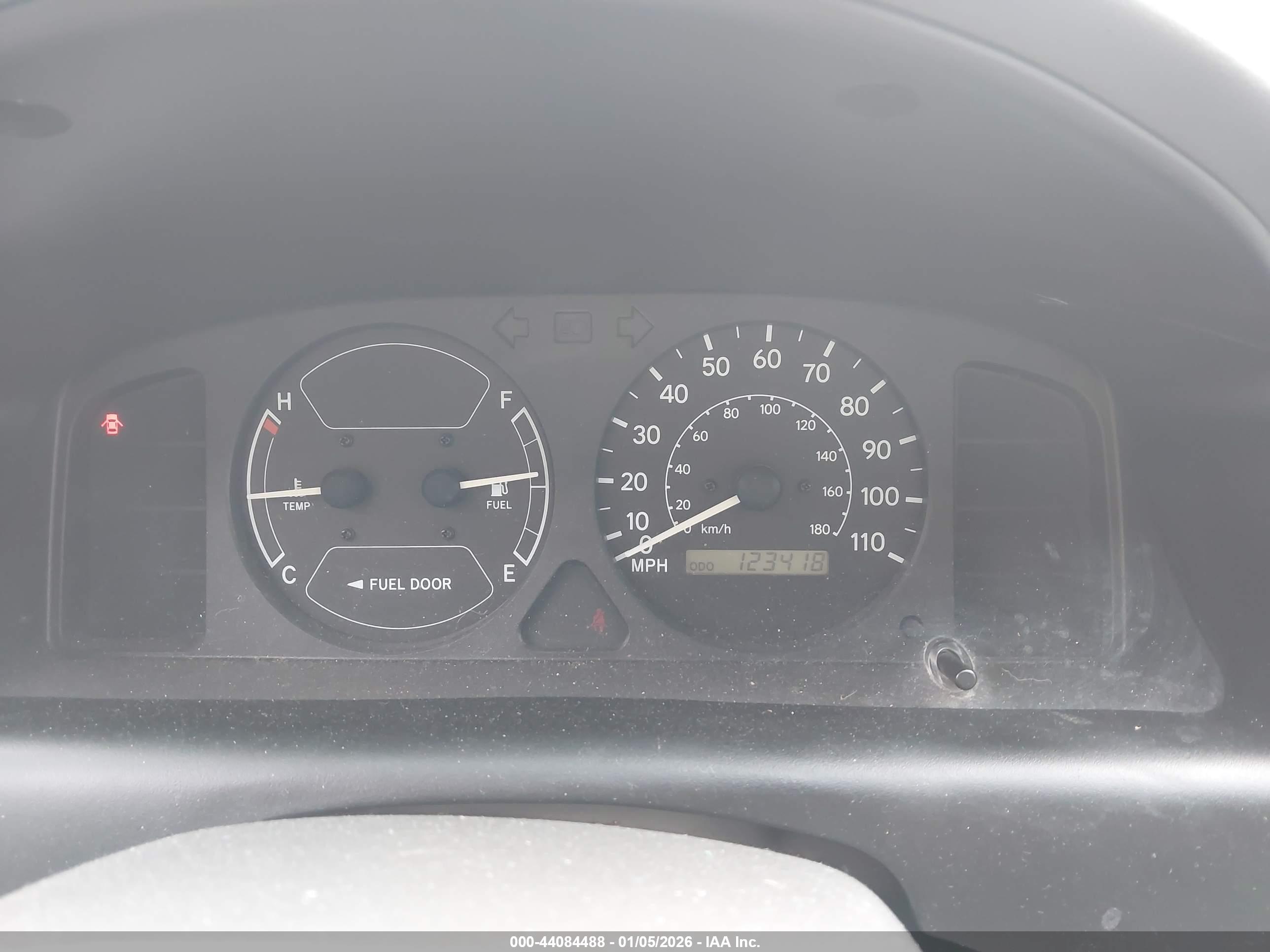 CHEVROLET PRIZM image 7