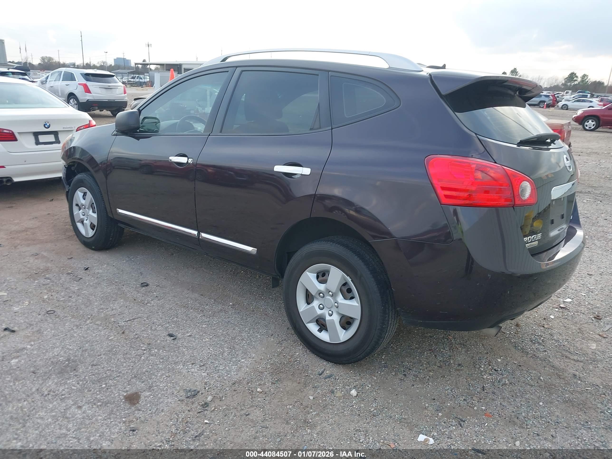NISSAN ROGUE image 3