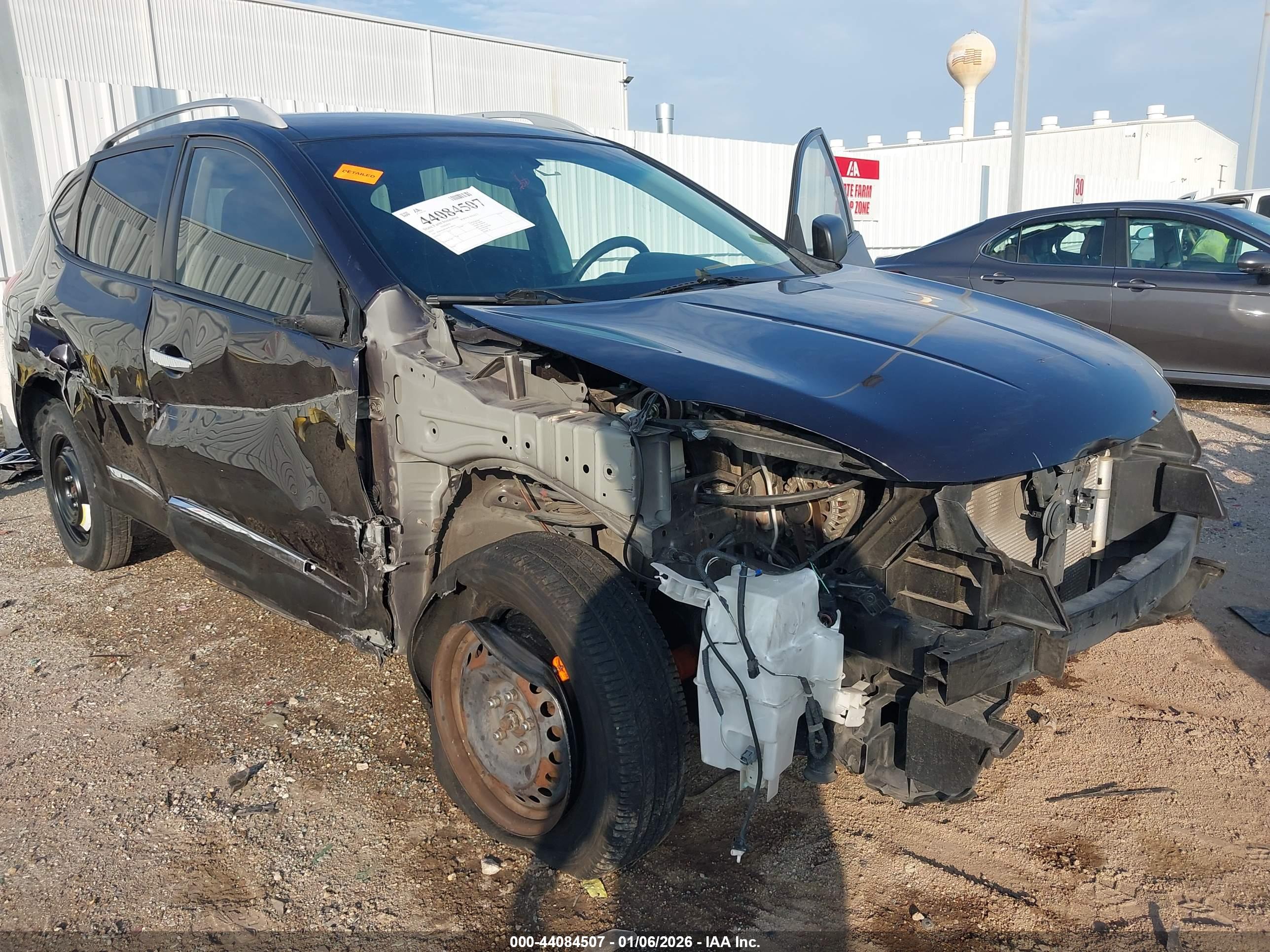 NISSAN ROGUE image 6