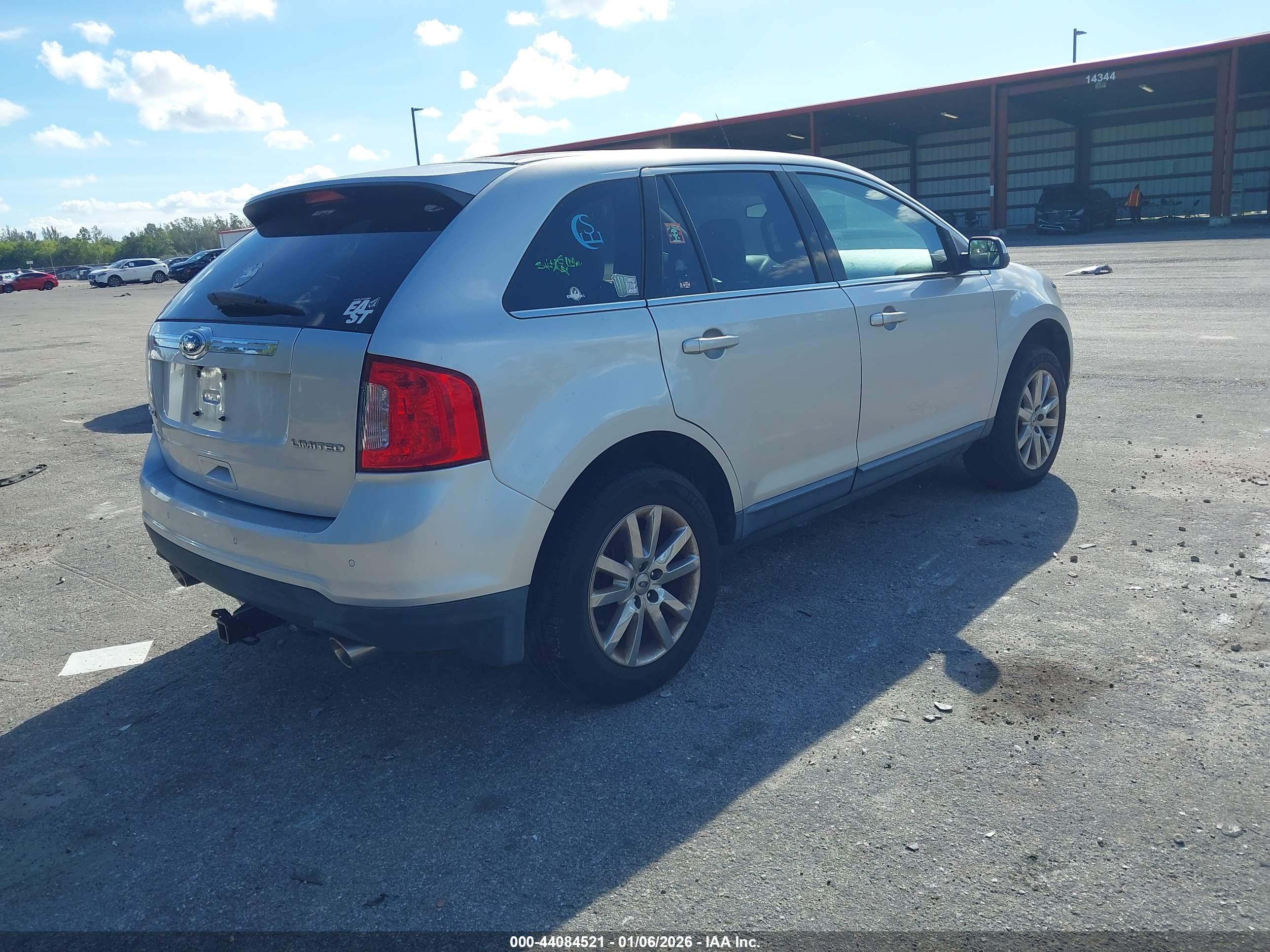 FORD EDGE image 4