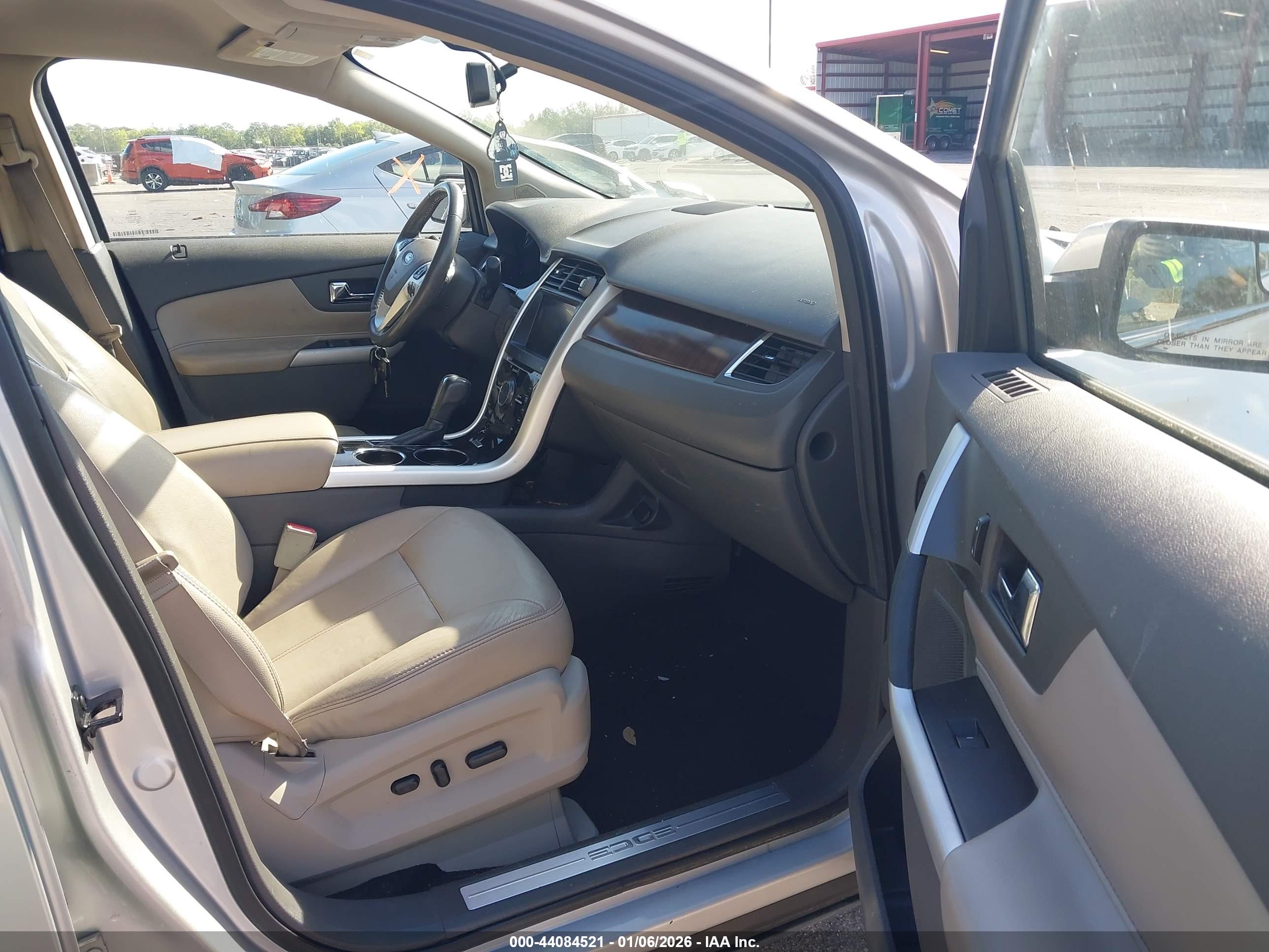 FORD EDGE image 5