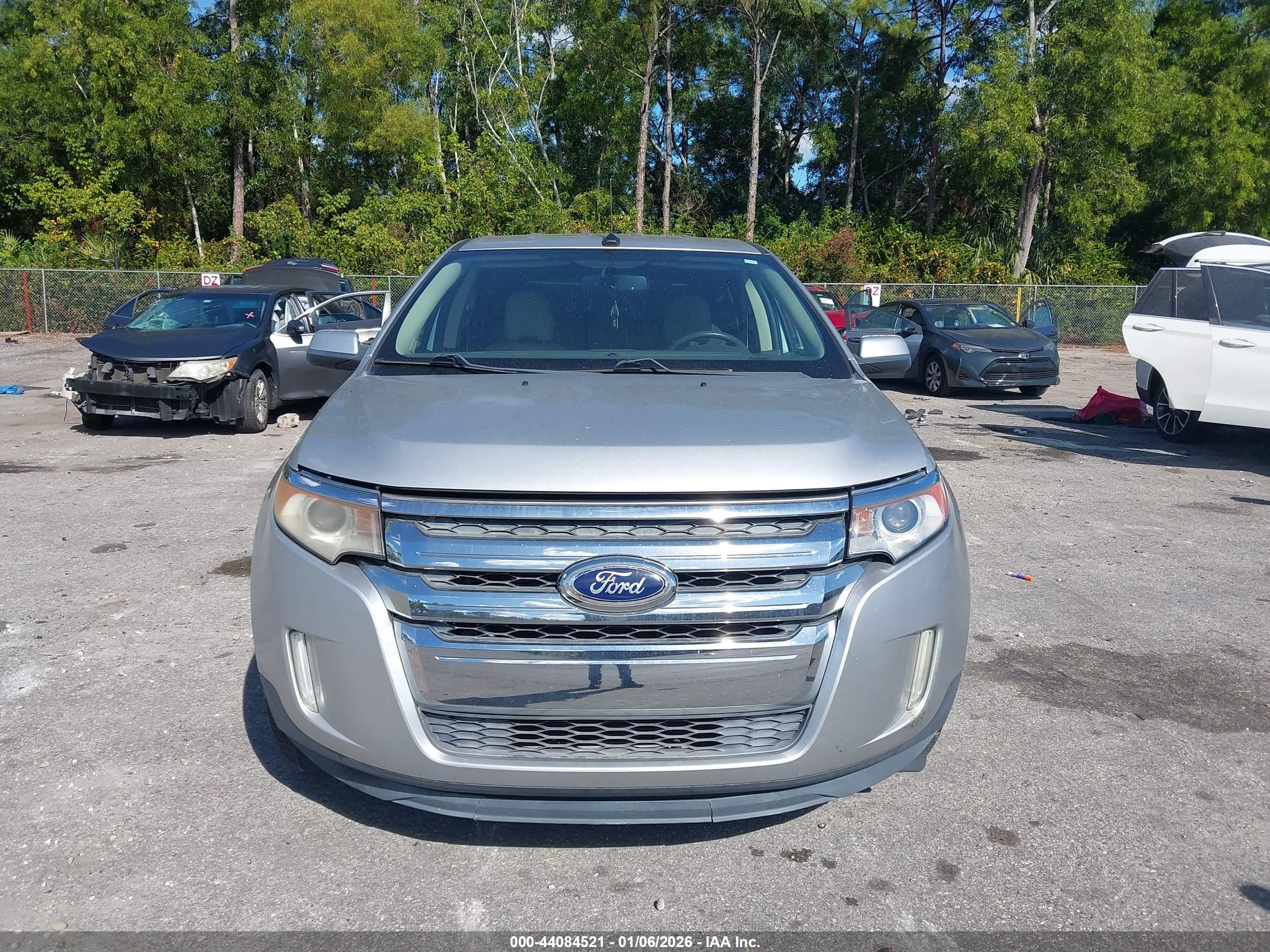 FORD EDGE image 6