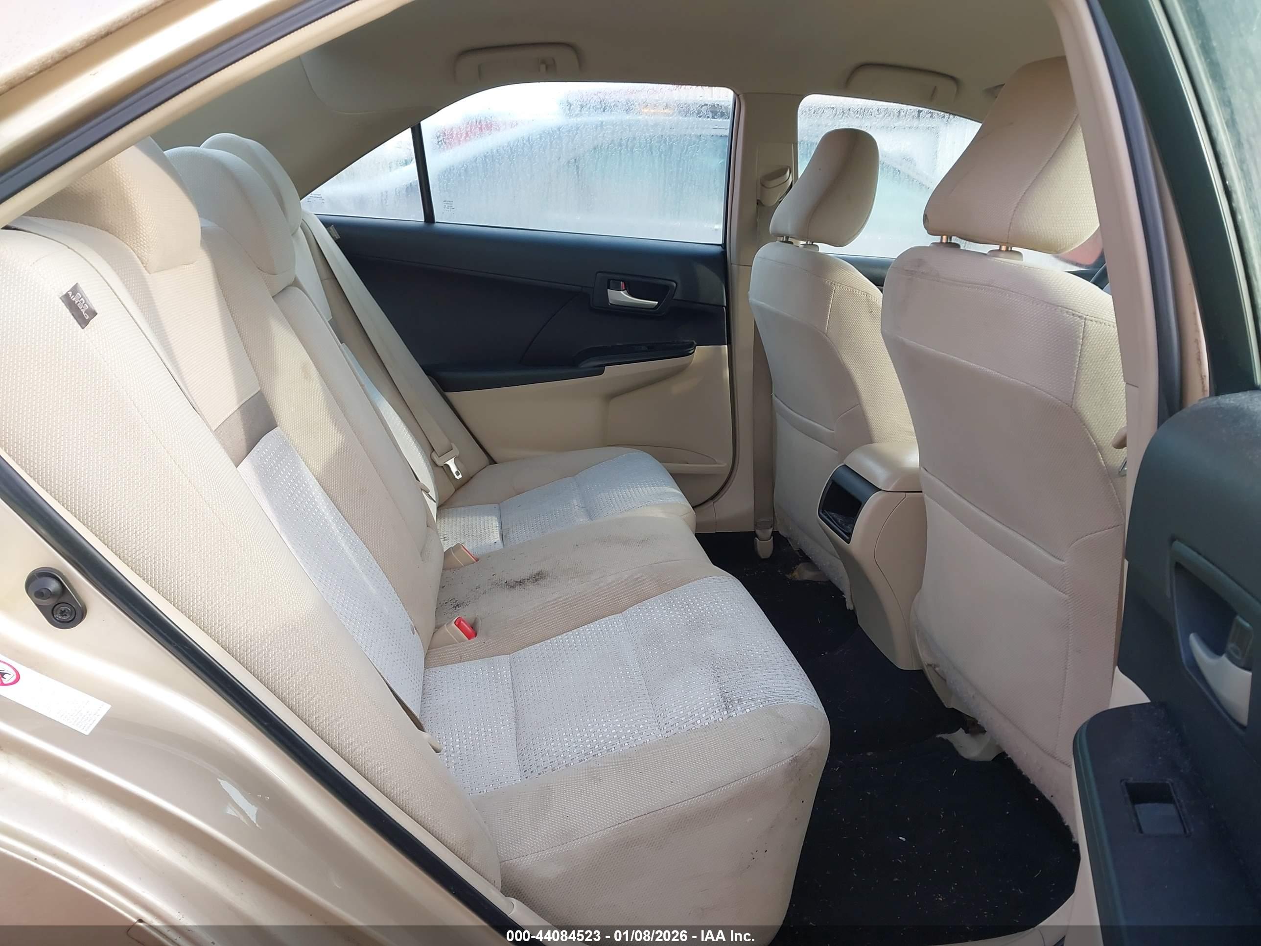 TOYOTA CAMRY image 8