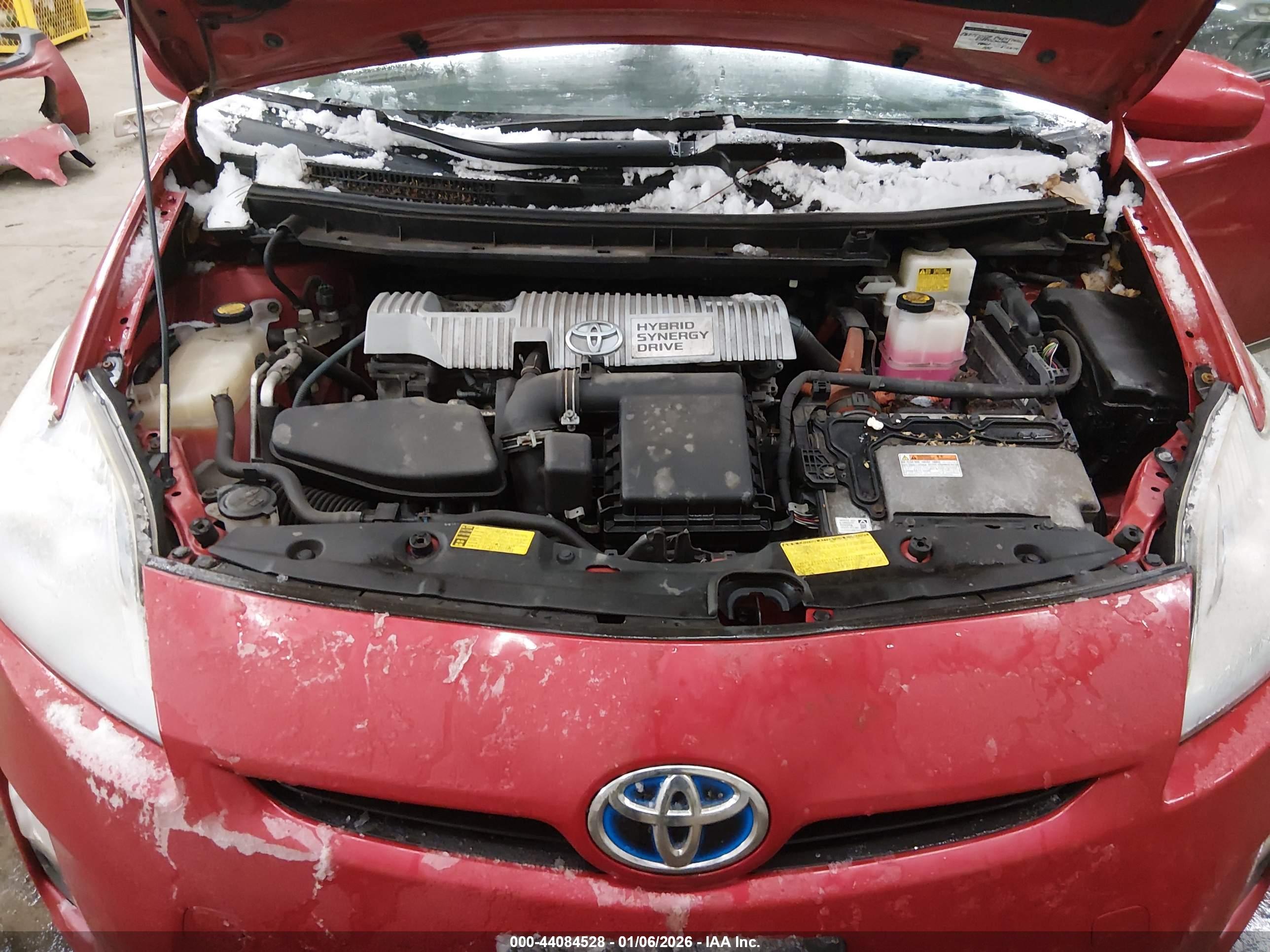 TOYOTA PRIUS image 10