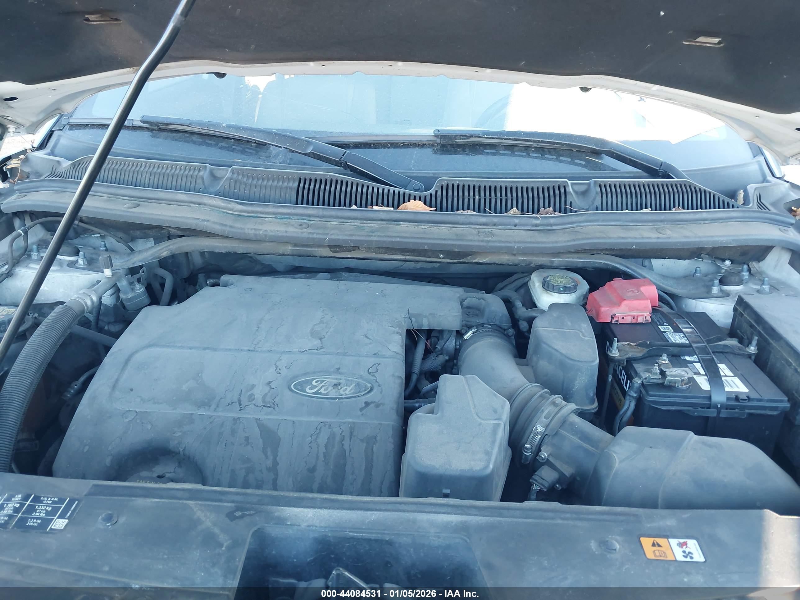 FORD EXPLORER image 10