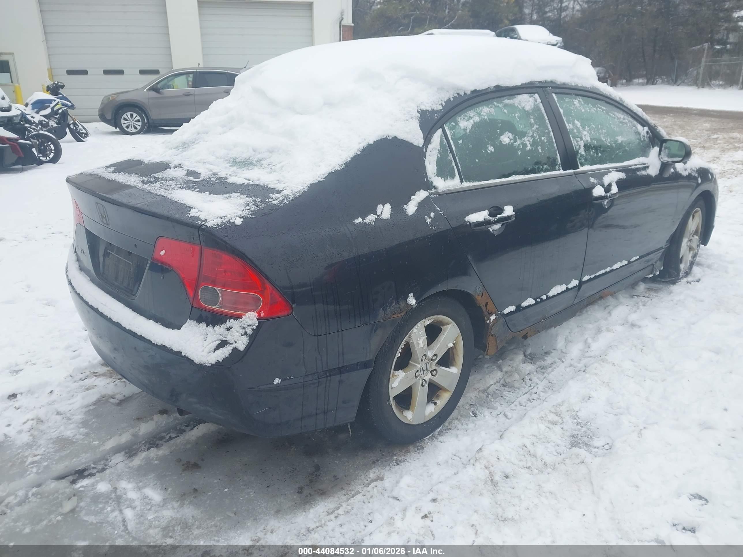 HONDA CIVIC image 4