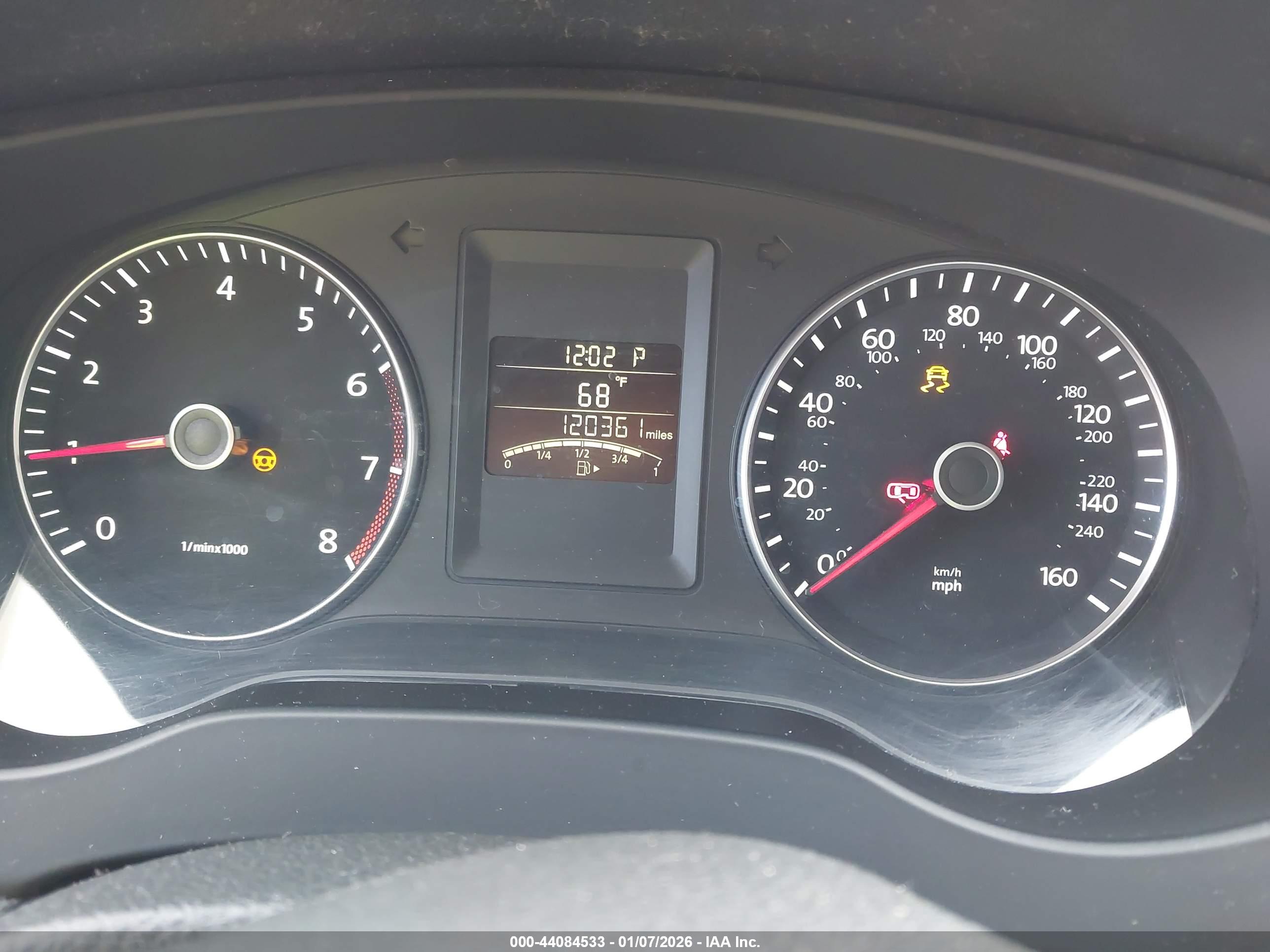 VOLKSWAGEN JETTA image 7