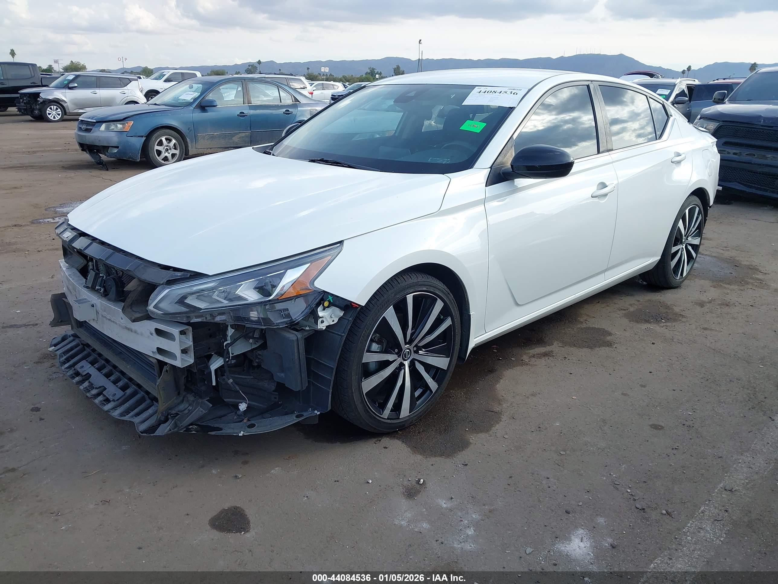 NISSAN ALTIMA image 2