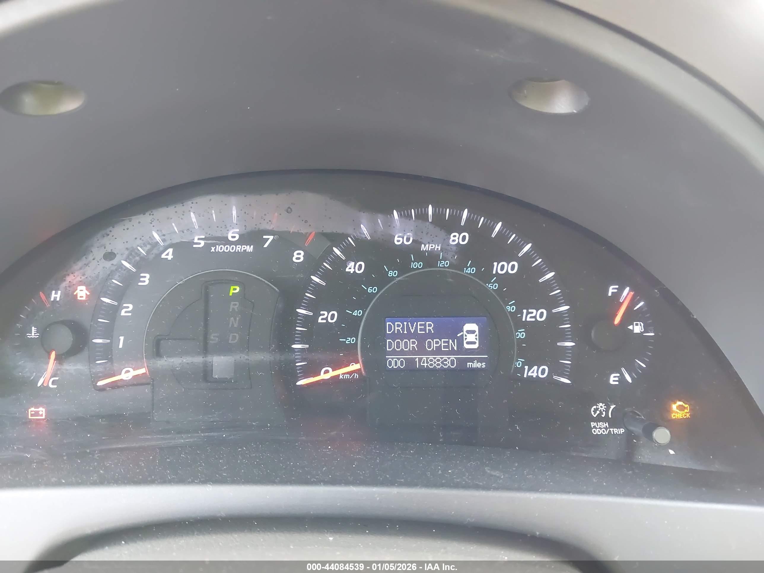 TOYOTA CAMRY image 7