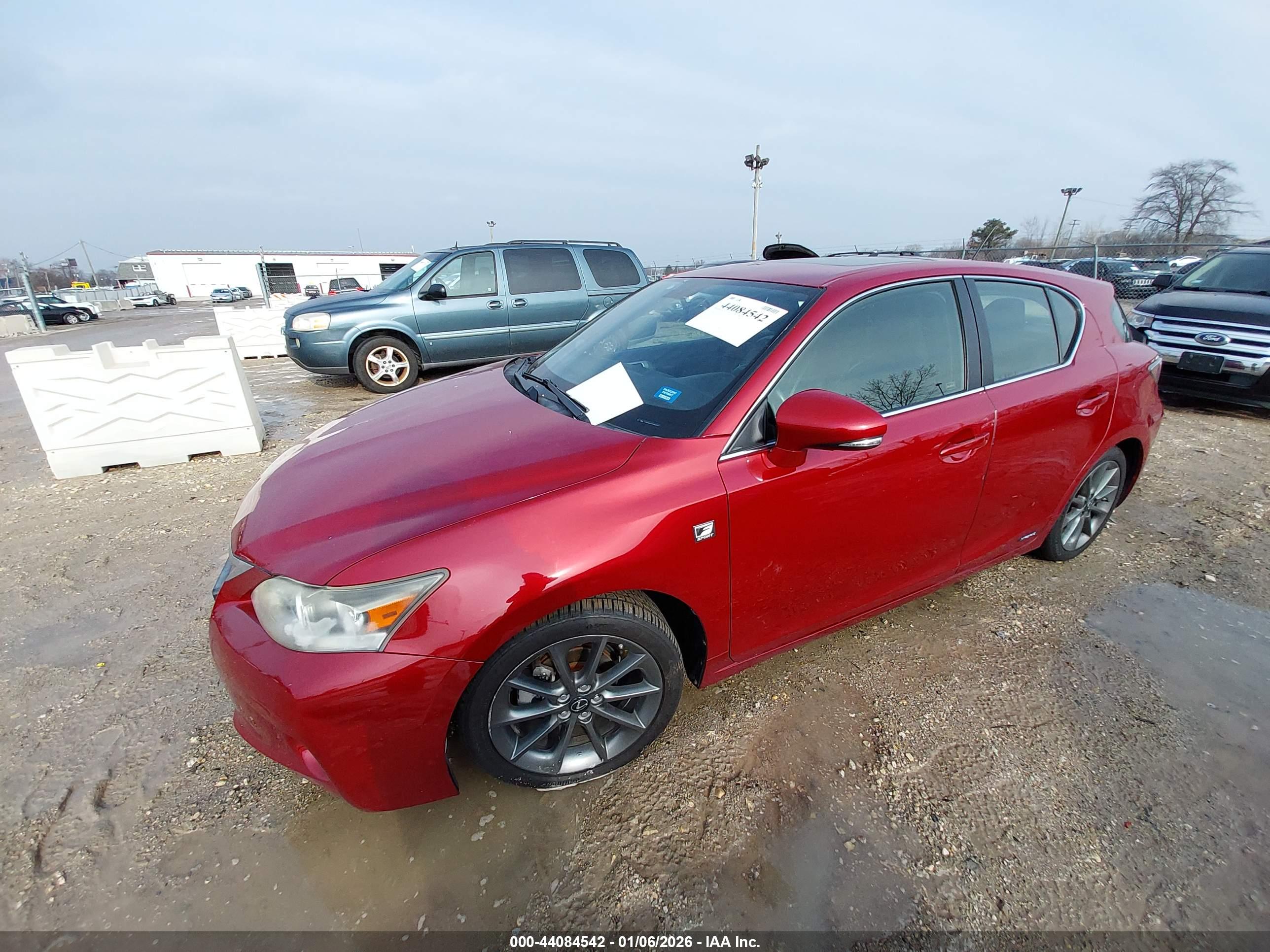 LEXUS CT image 2