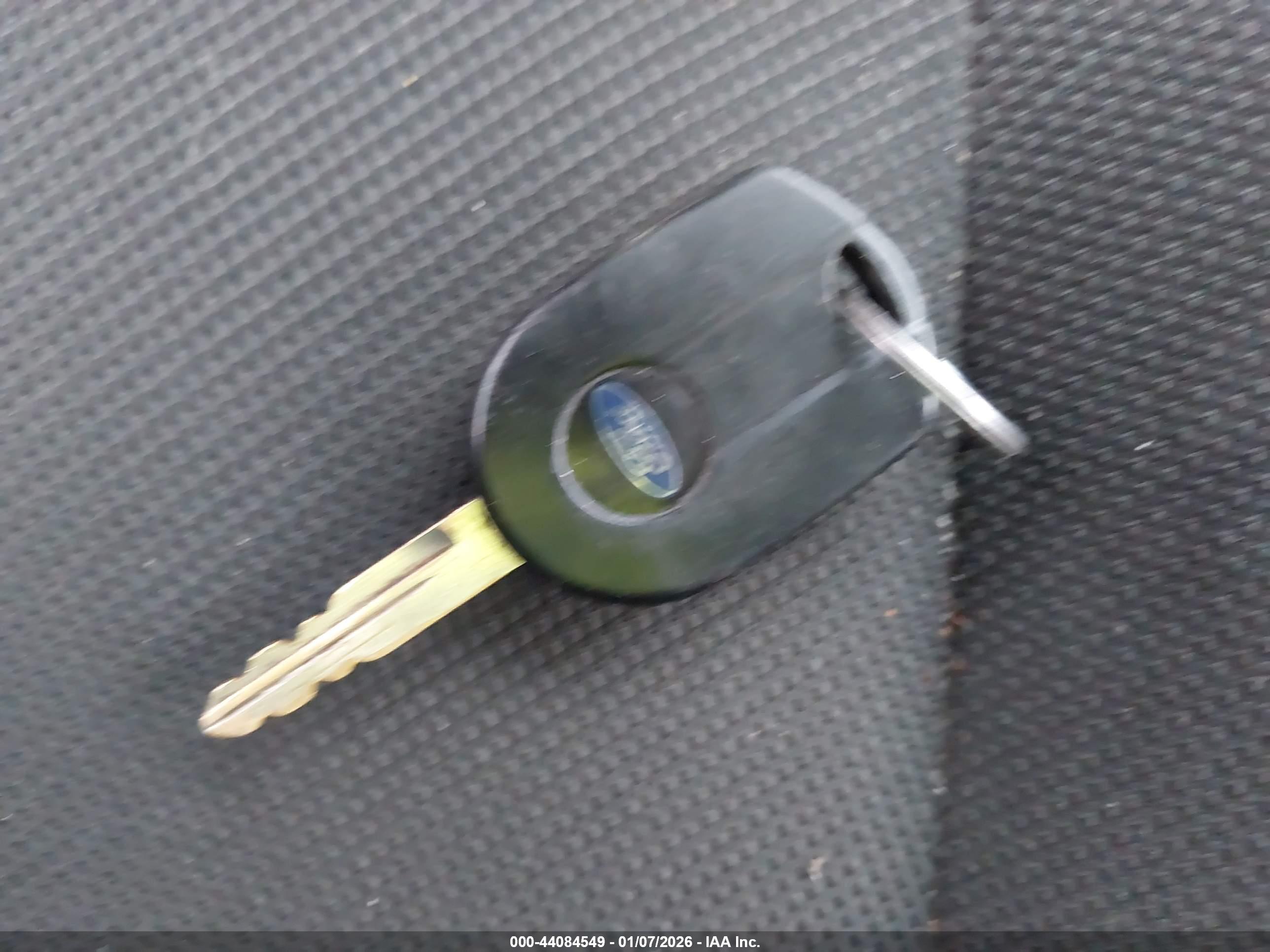 FORD ESCAPE image 11