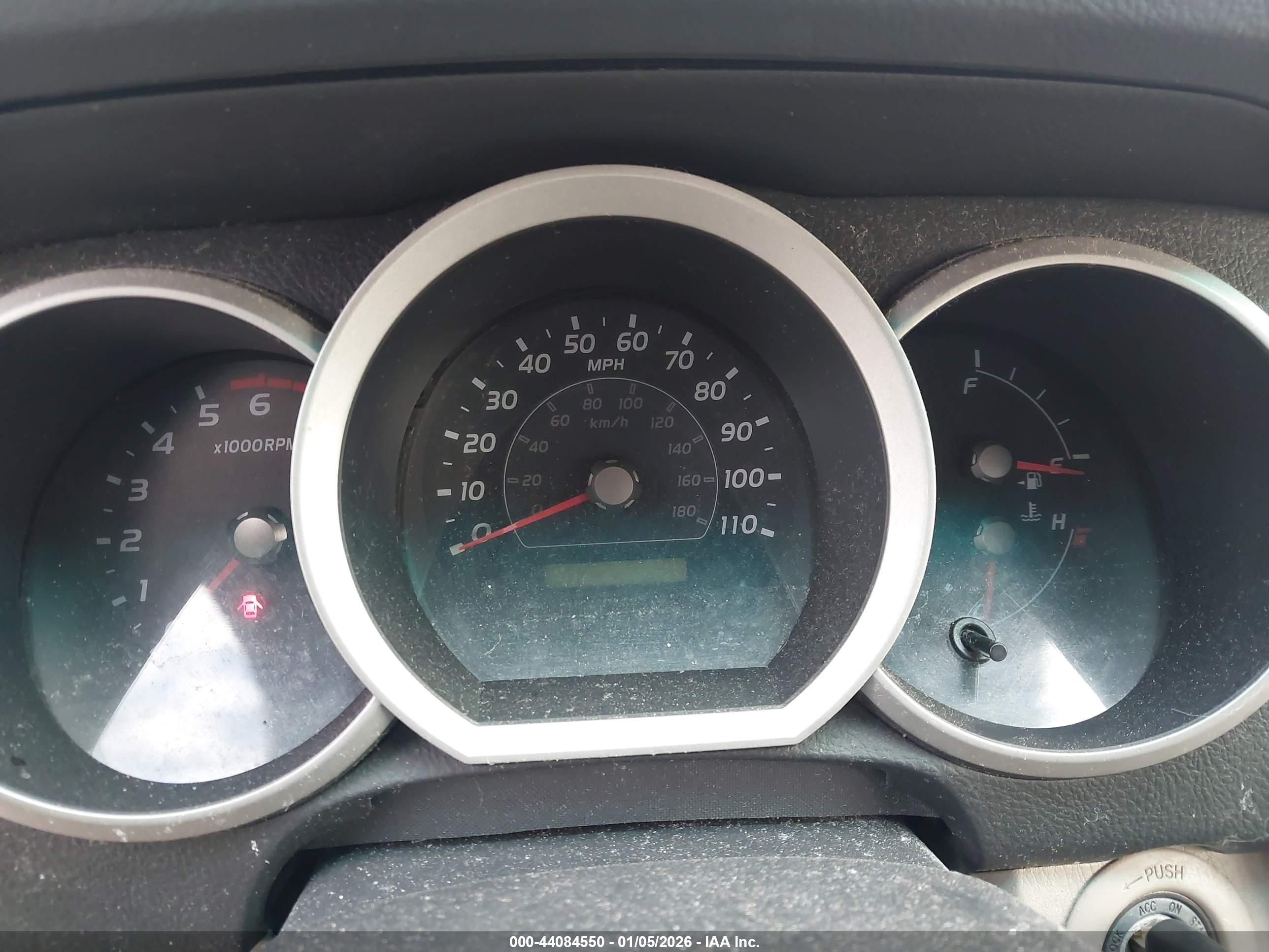 TOYOTA 4RUNNER image 7