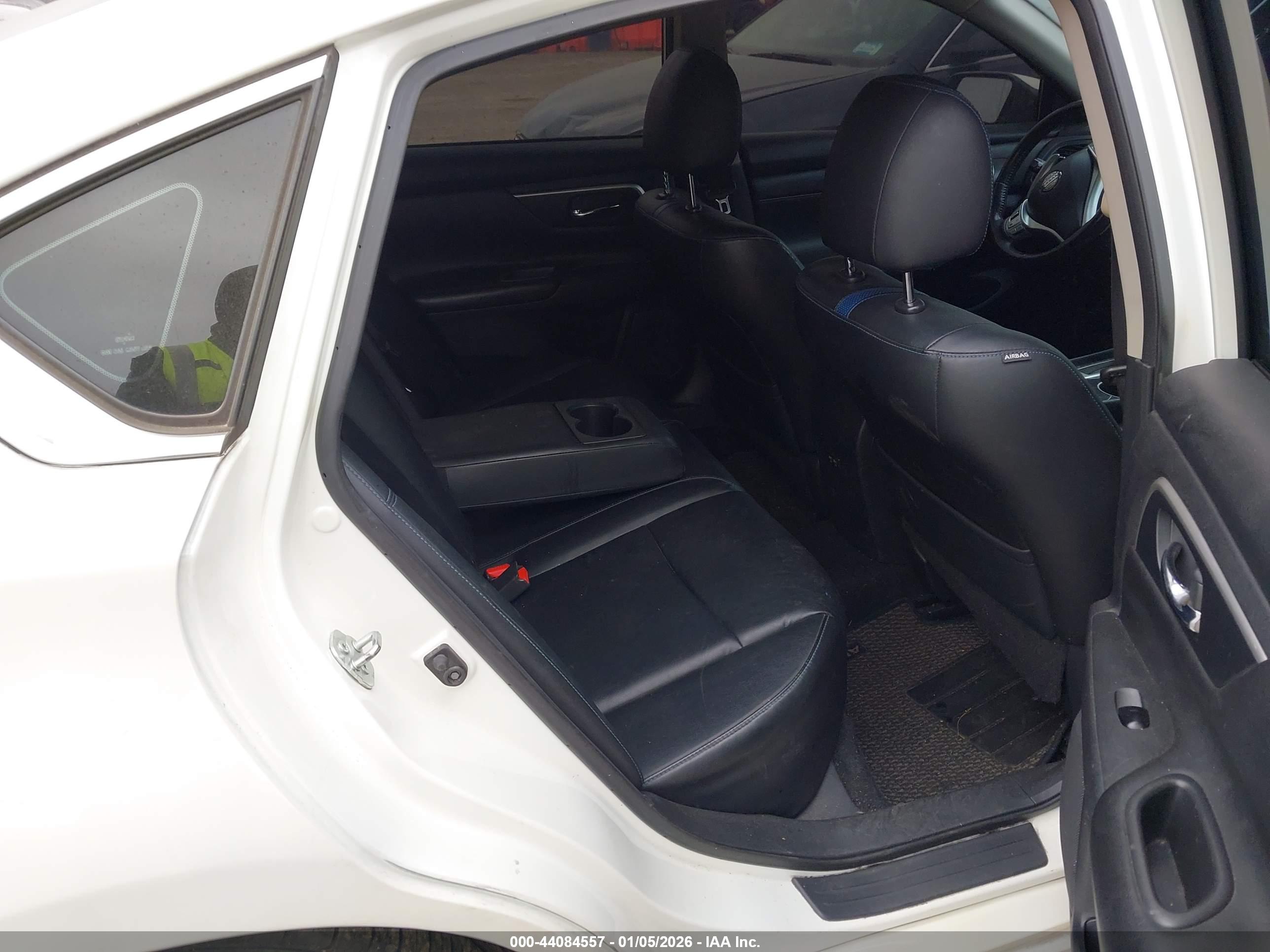 NISSAN ALTIMA image 8