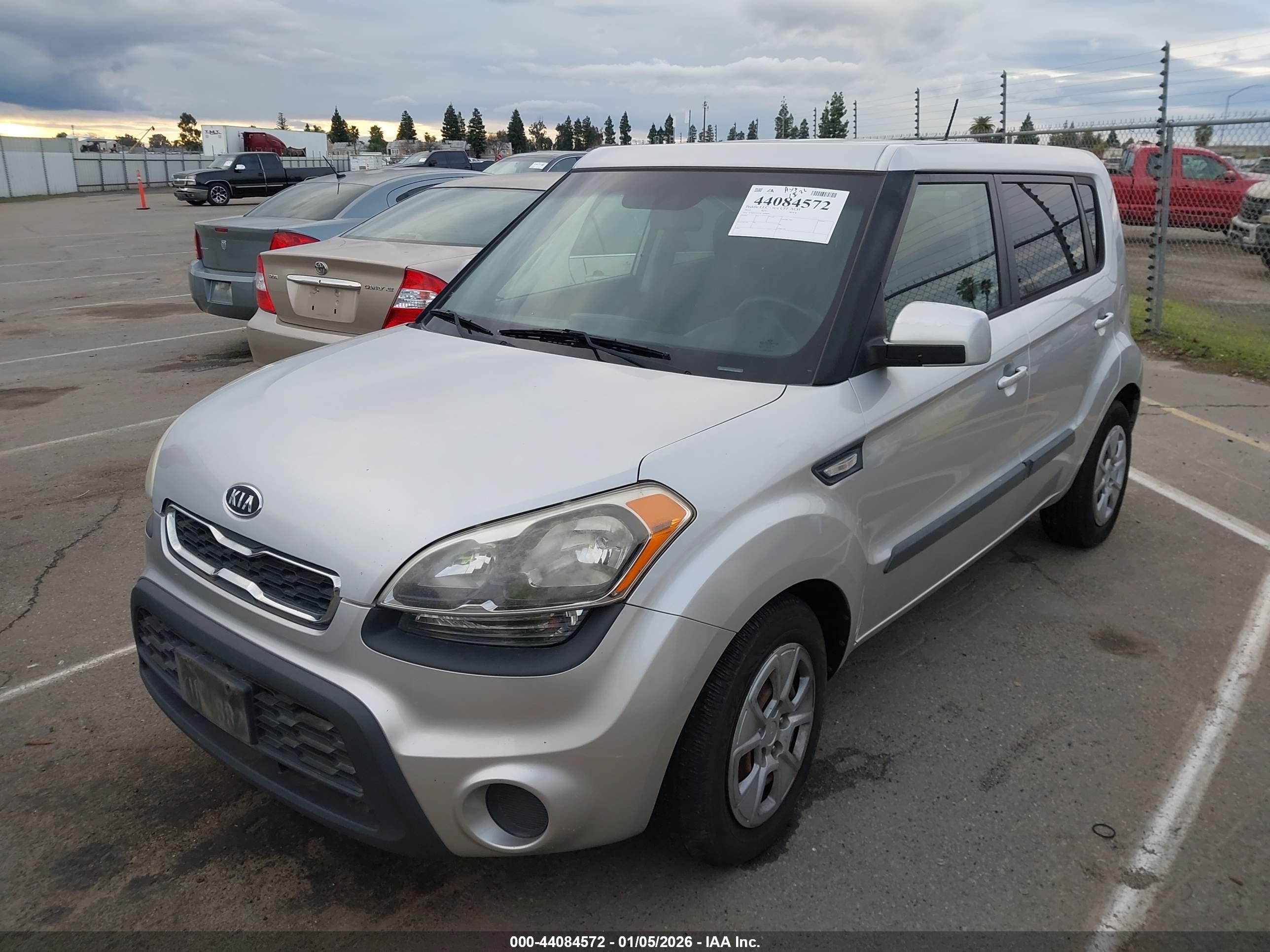 KIA SOUL image 2
