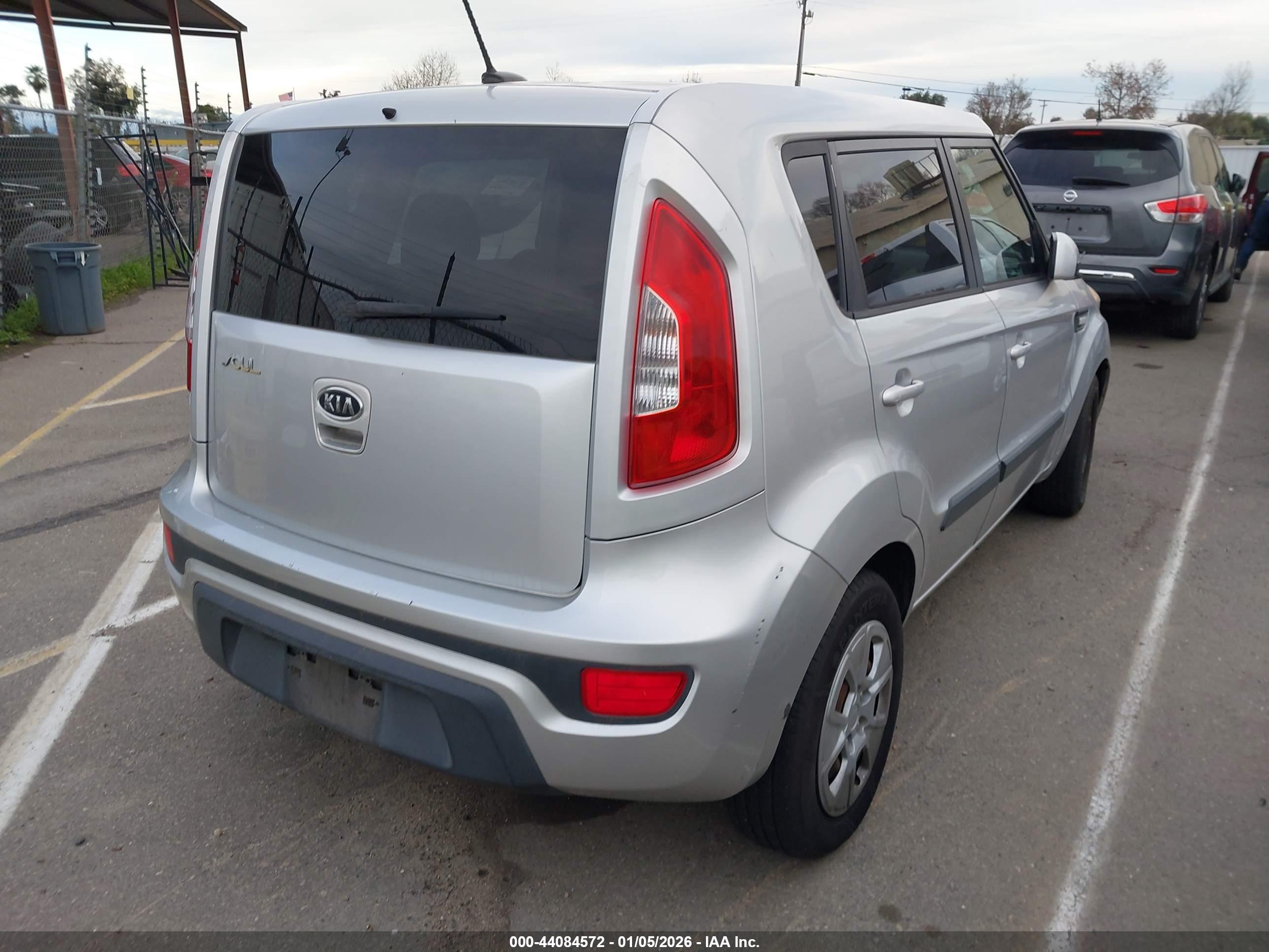 KIA SOUL image 4