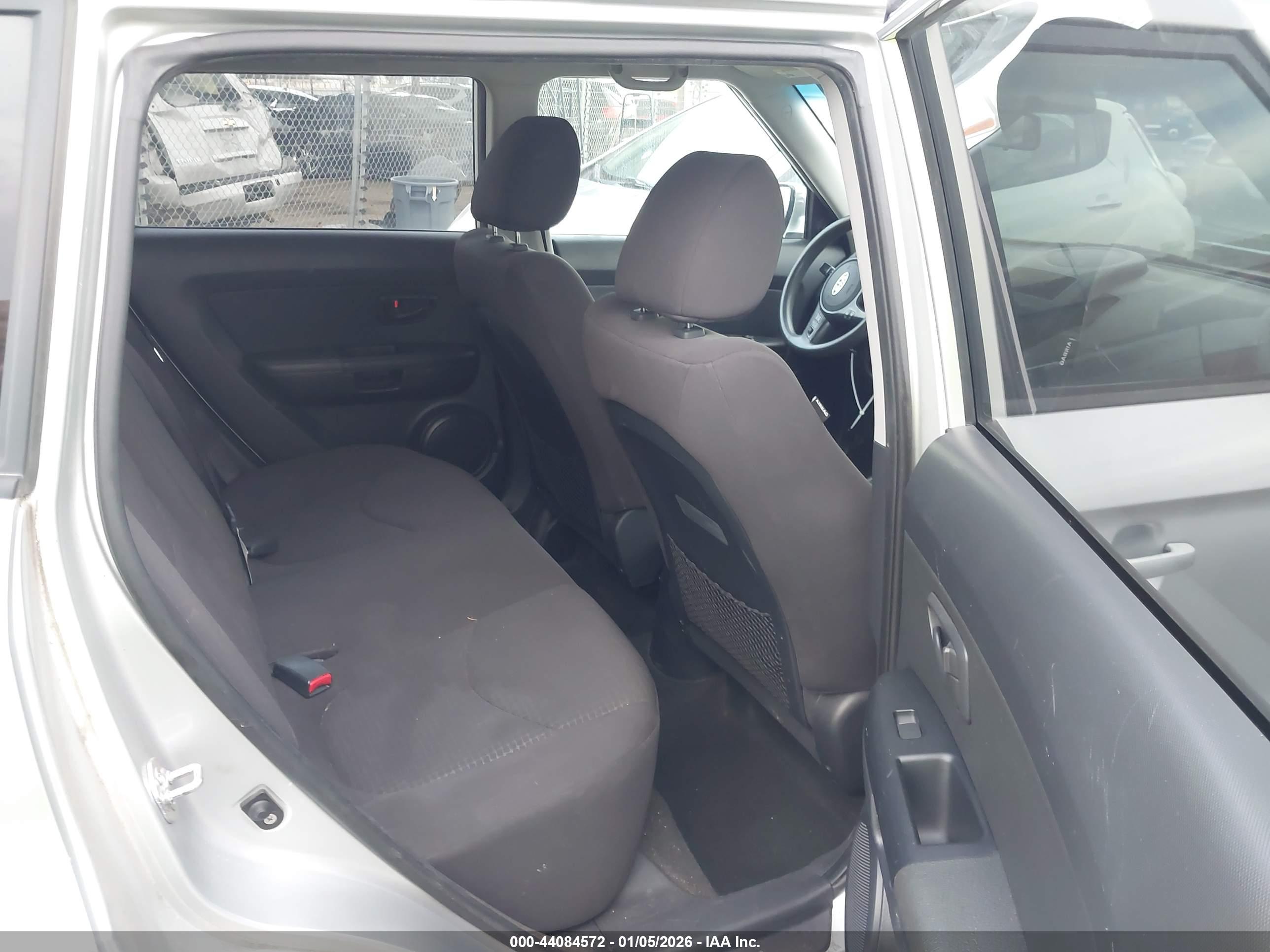KIA SOUL image 8