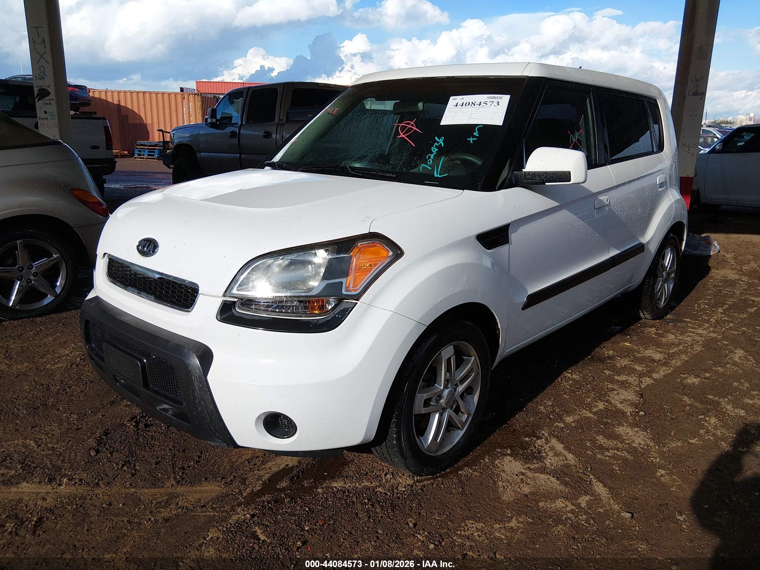 KIA SOUL image 2