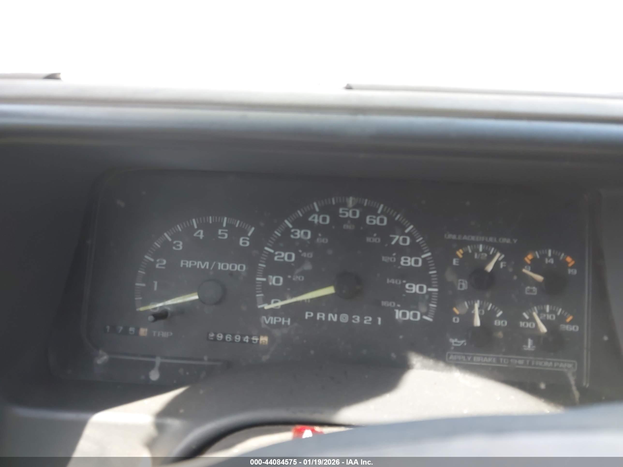 CHEVROLET K1500 image 7