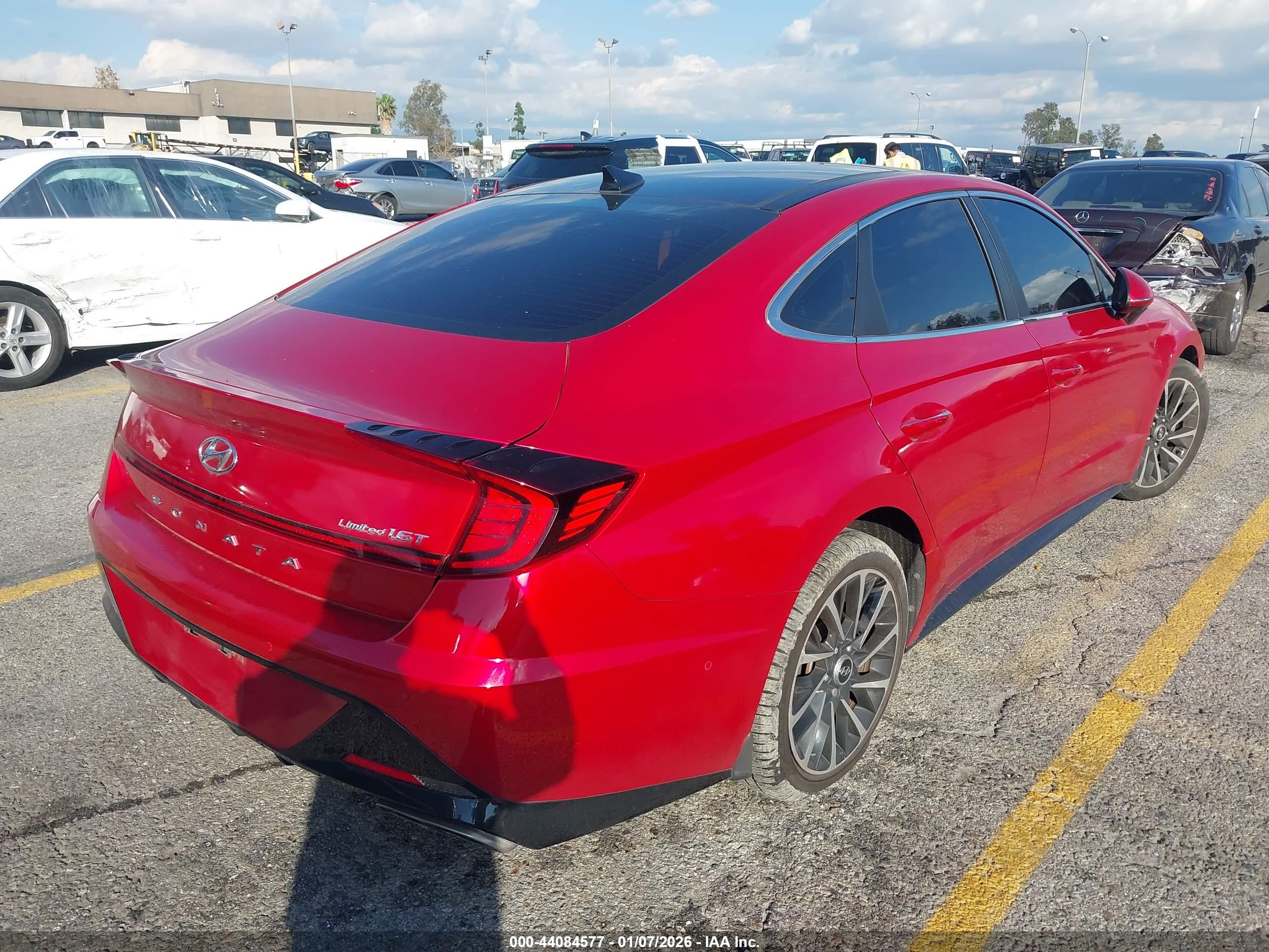 HYUNDAI SONATA image 4