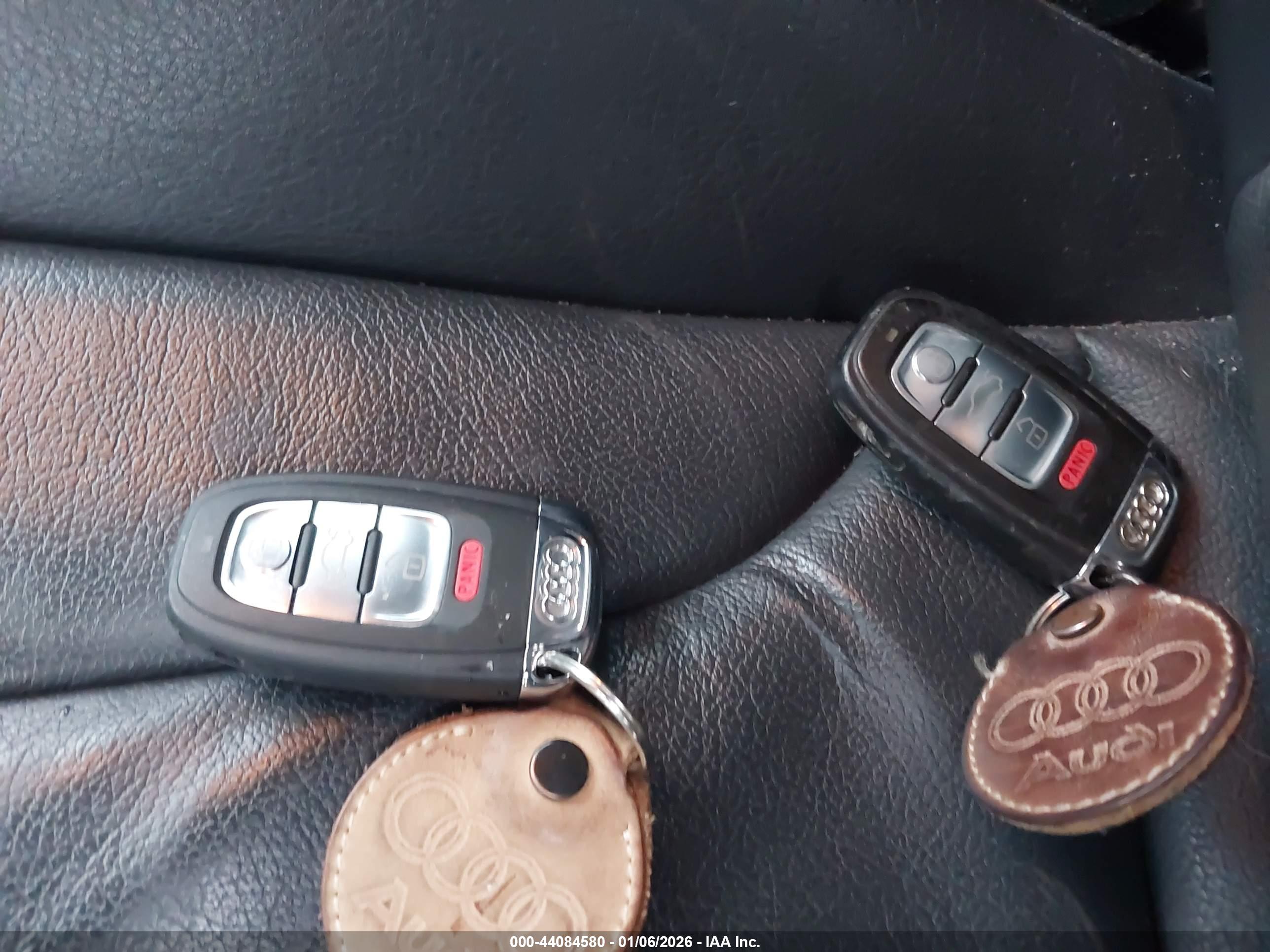 AUDI A4 image 11