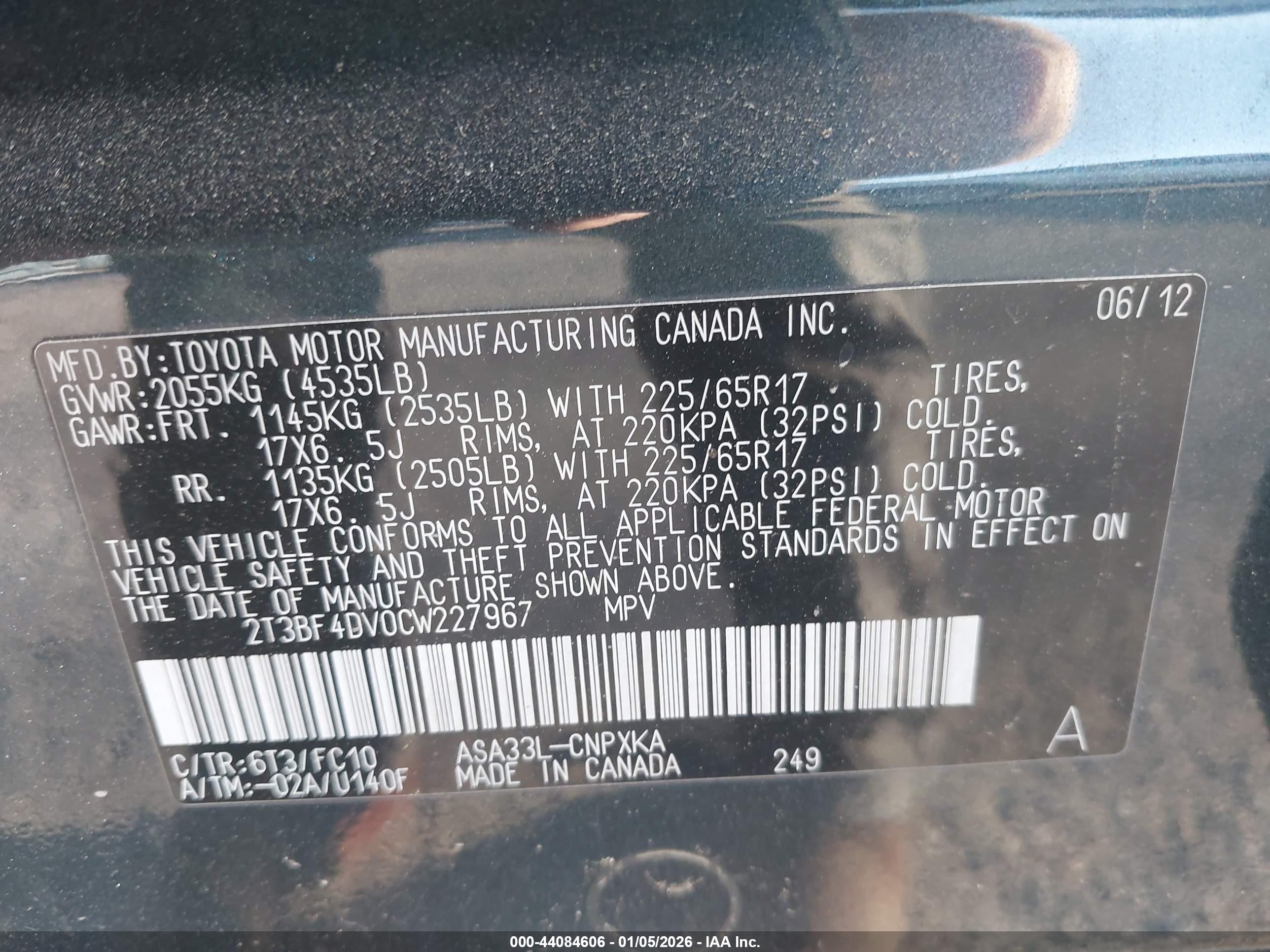 TOYOTA RAV4 image 9