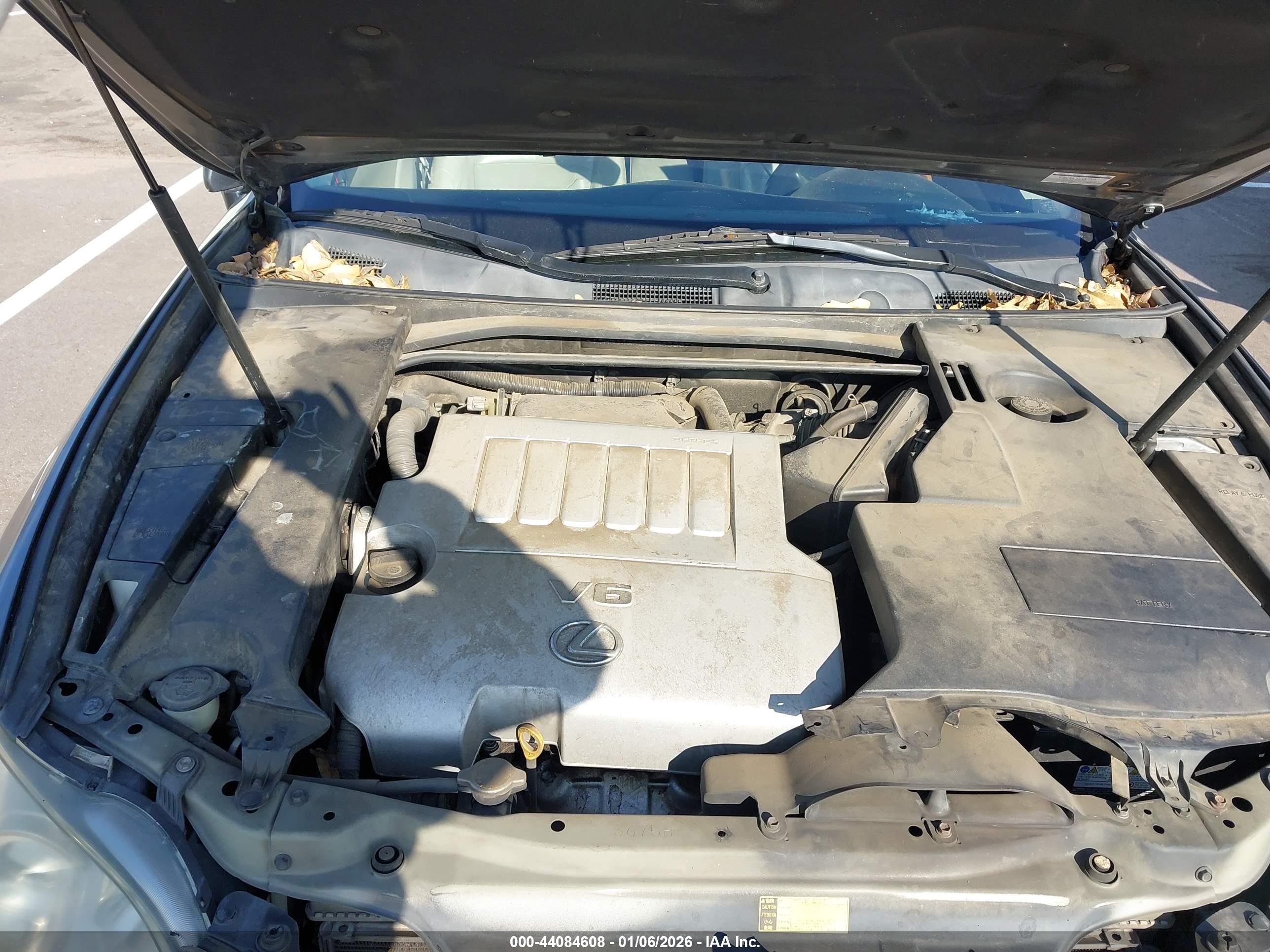 LEXUS ES image 10