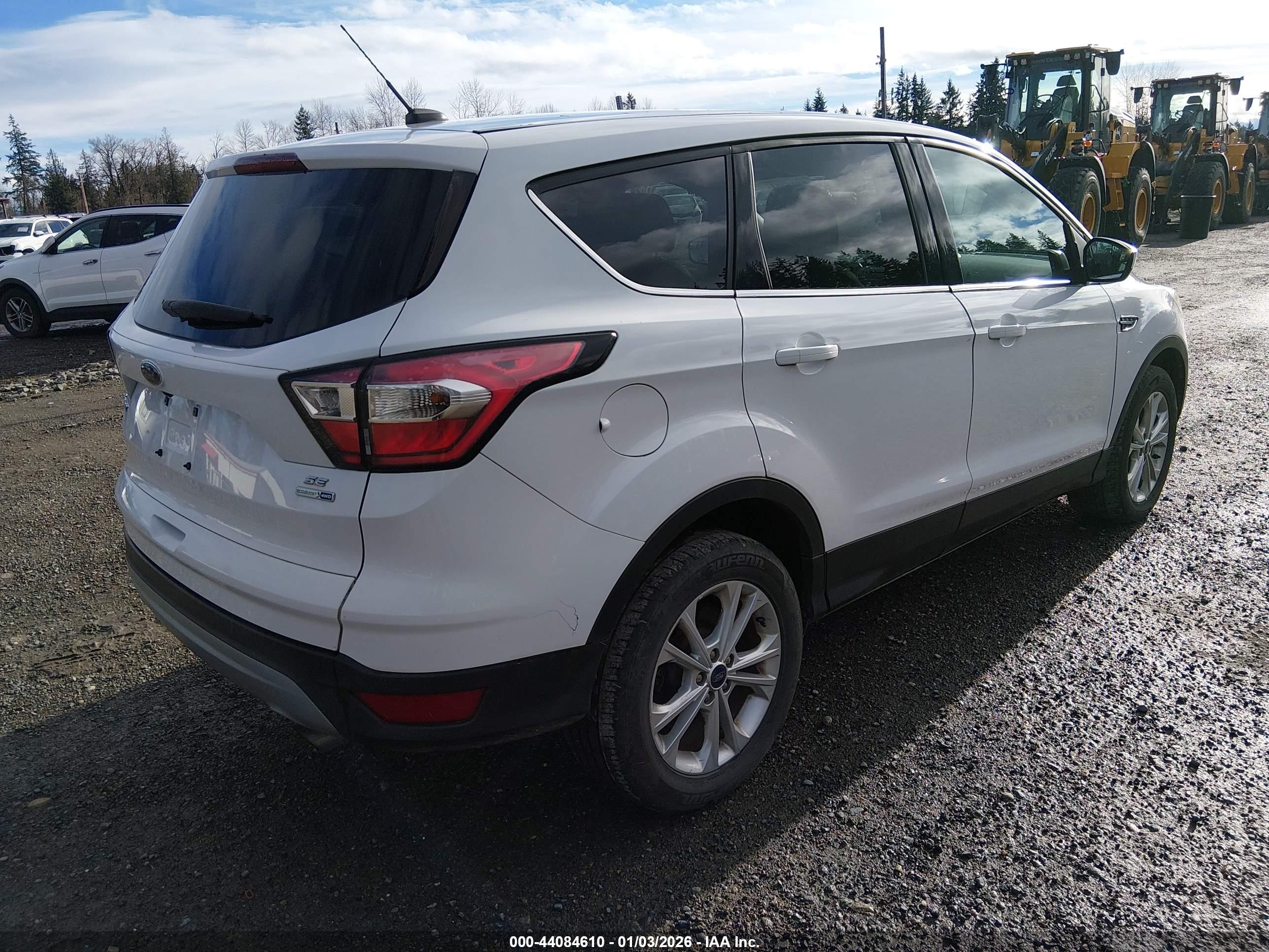 FORD ESCAPE image 4
