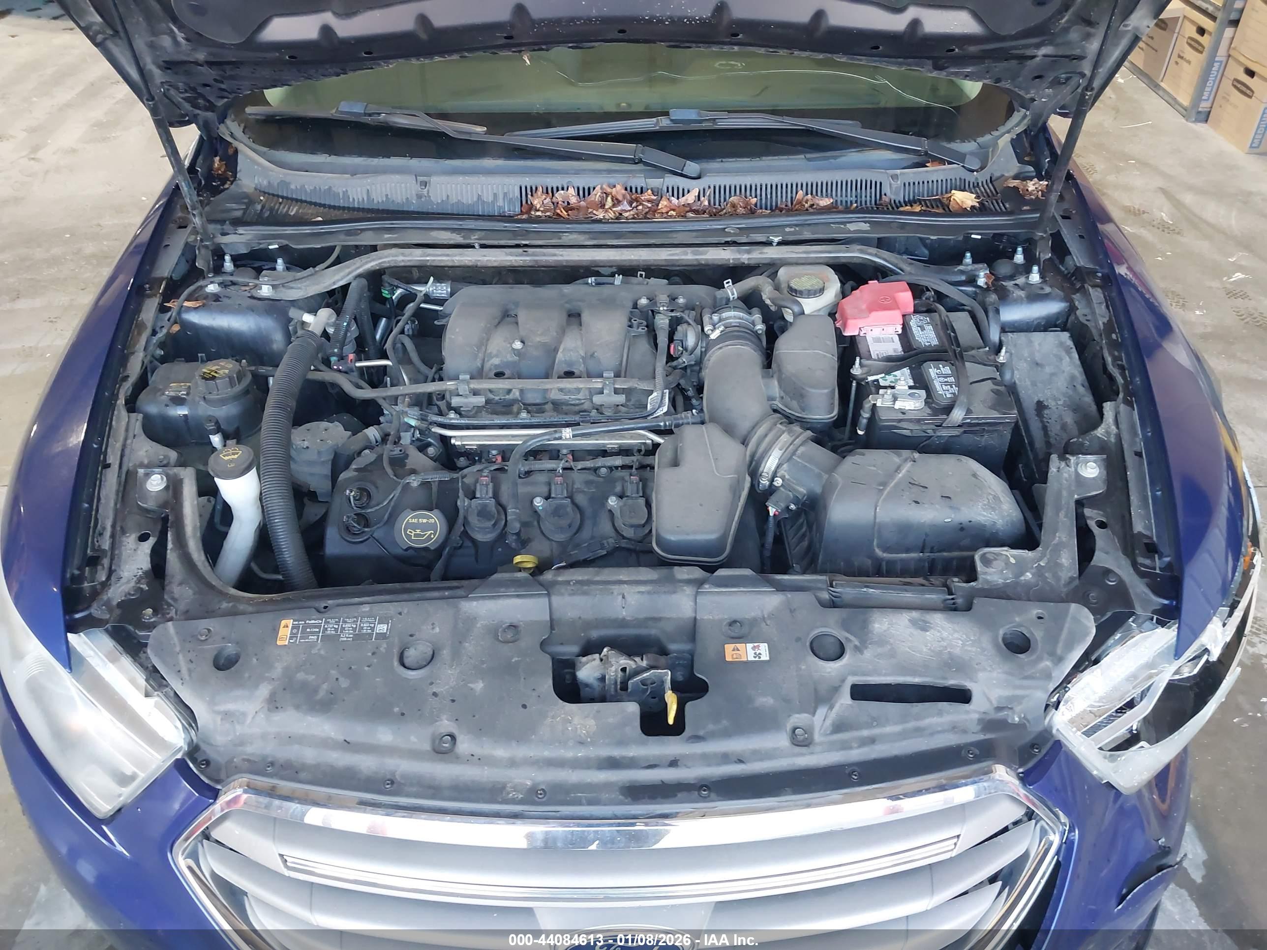 FORD TAURUS image 10