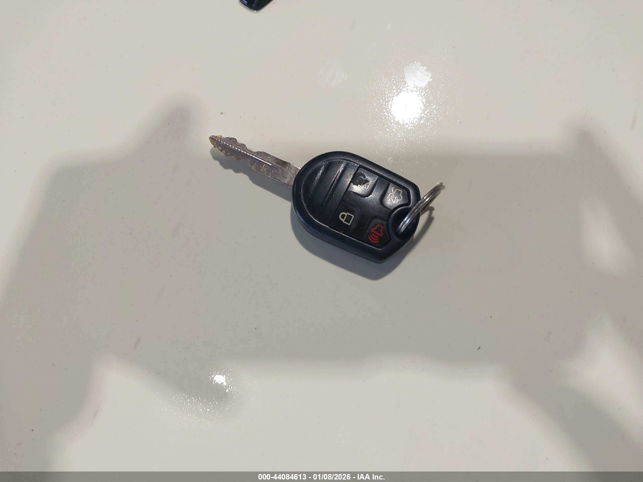 FORD TAURUS image 11