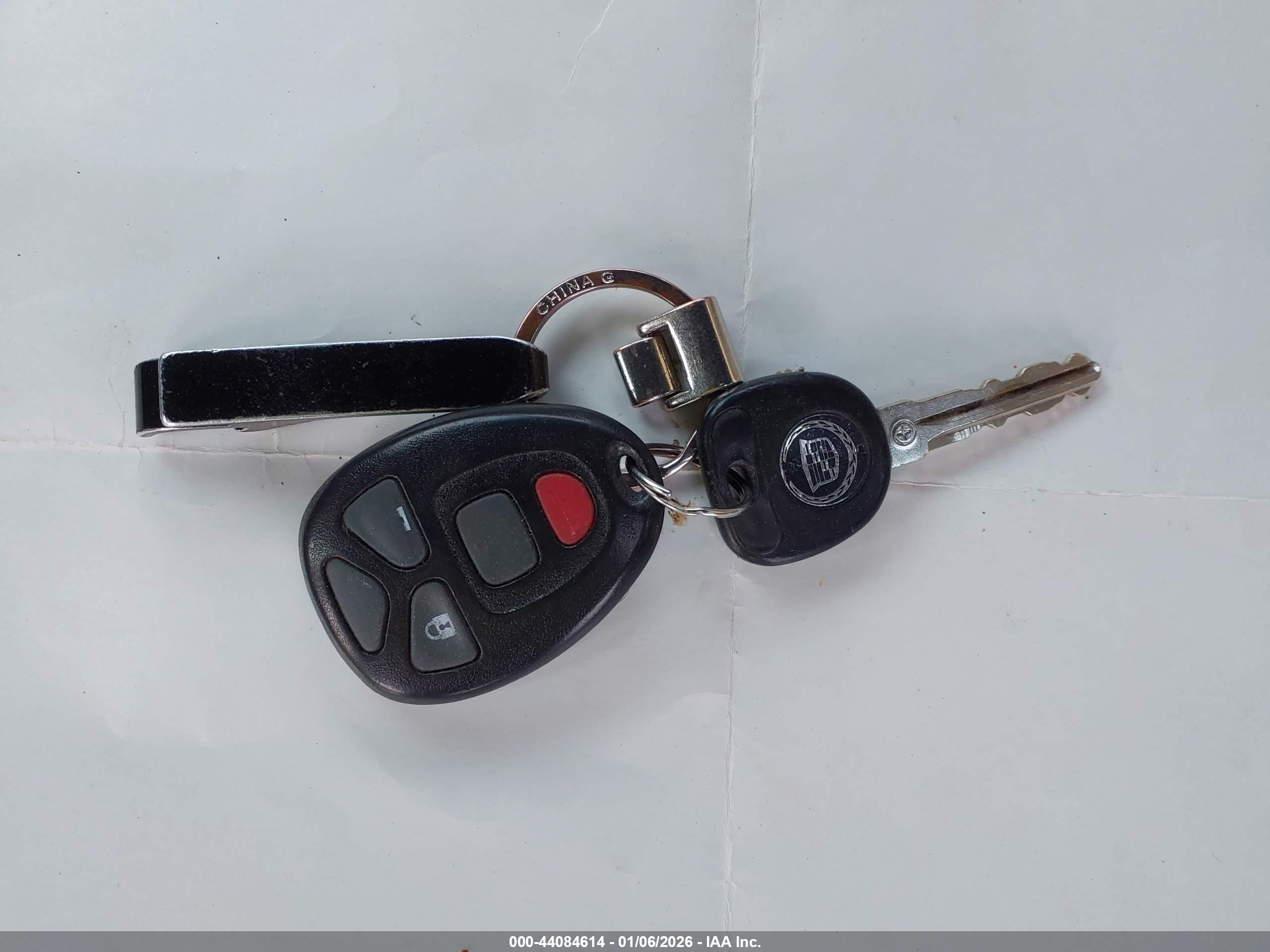 CADILLAC DTS image 11