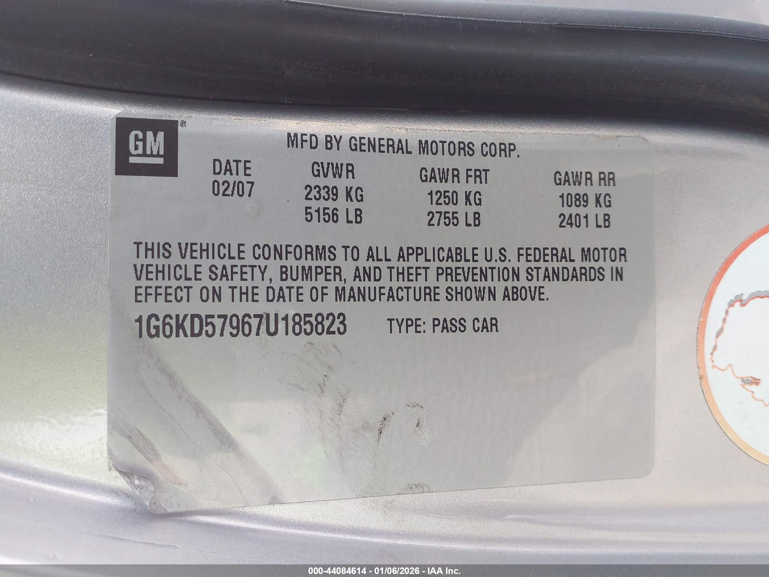 CADILLAC DTS image 9
