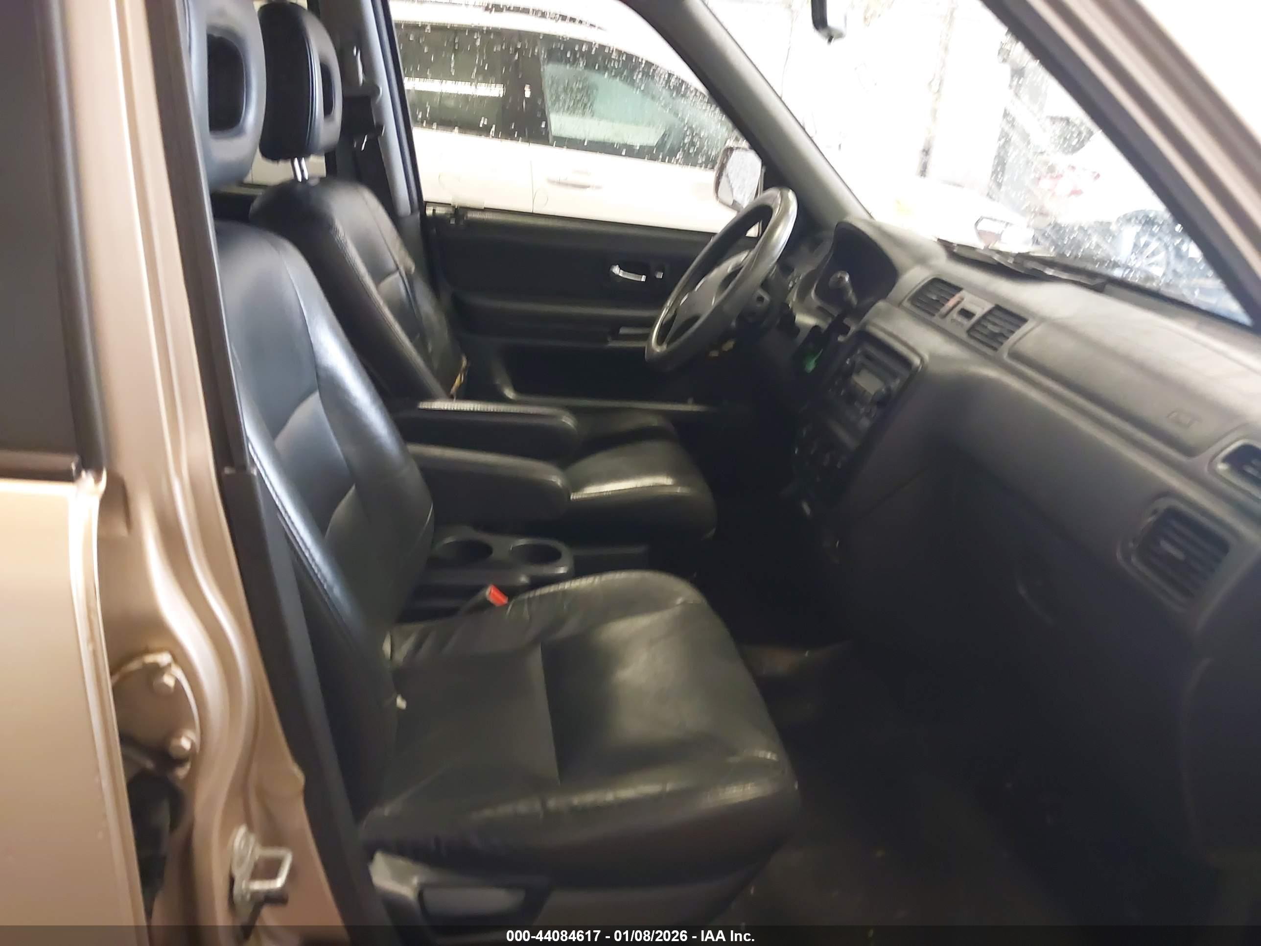 HONDA CR-V image 5