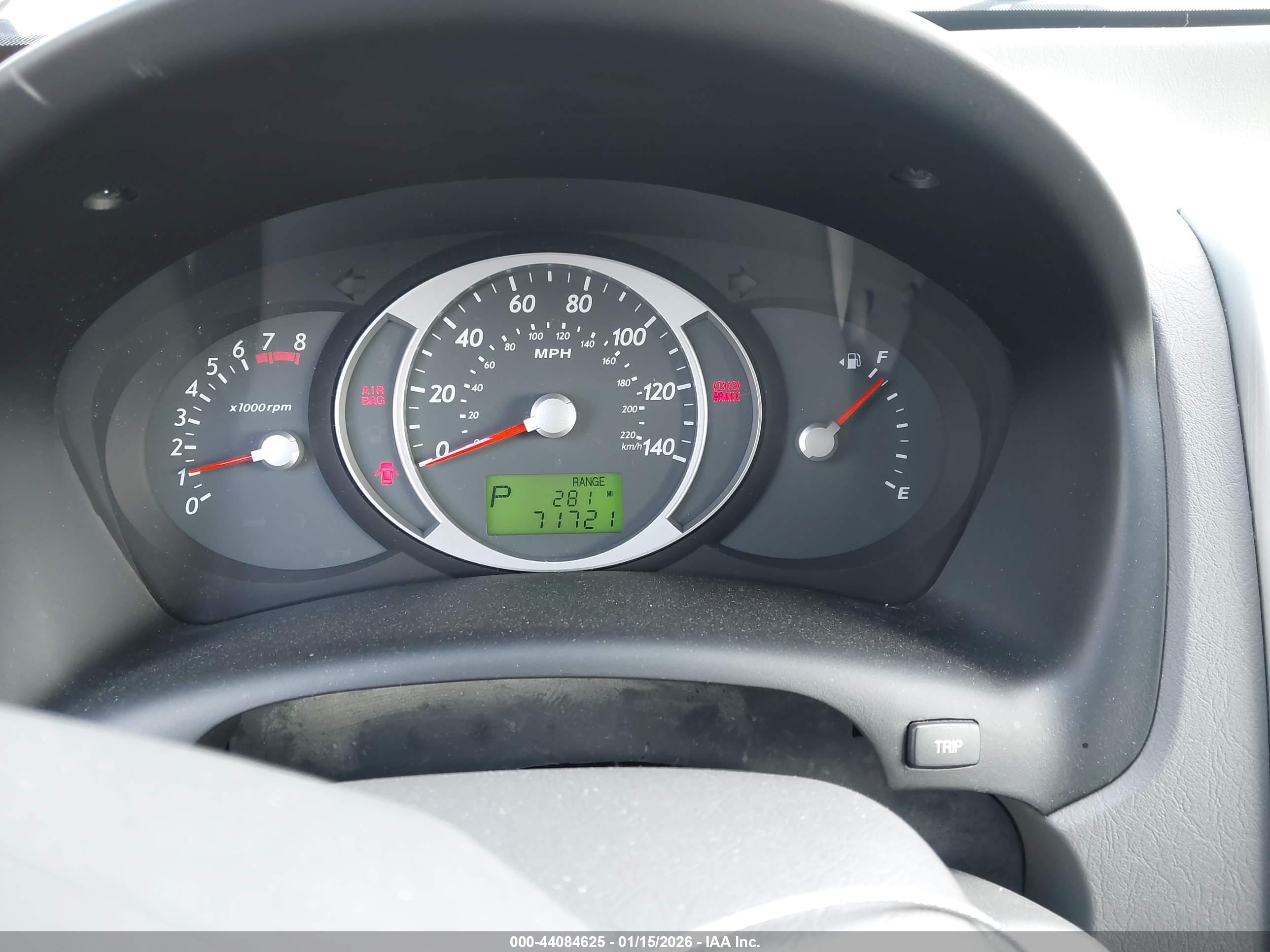 HYUNDAI TUCSON image 7