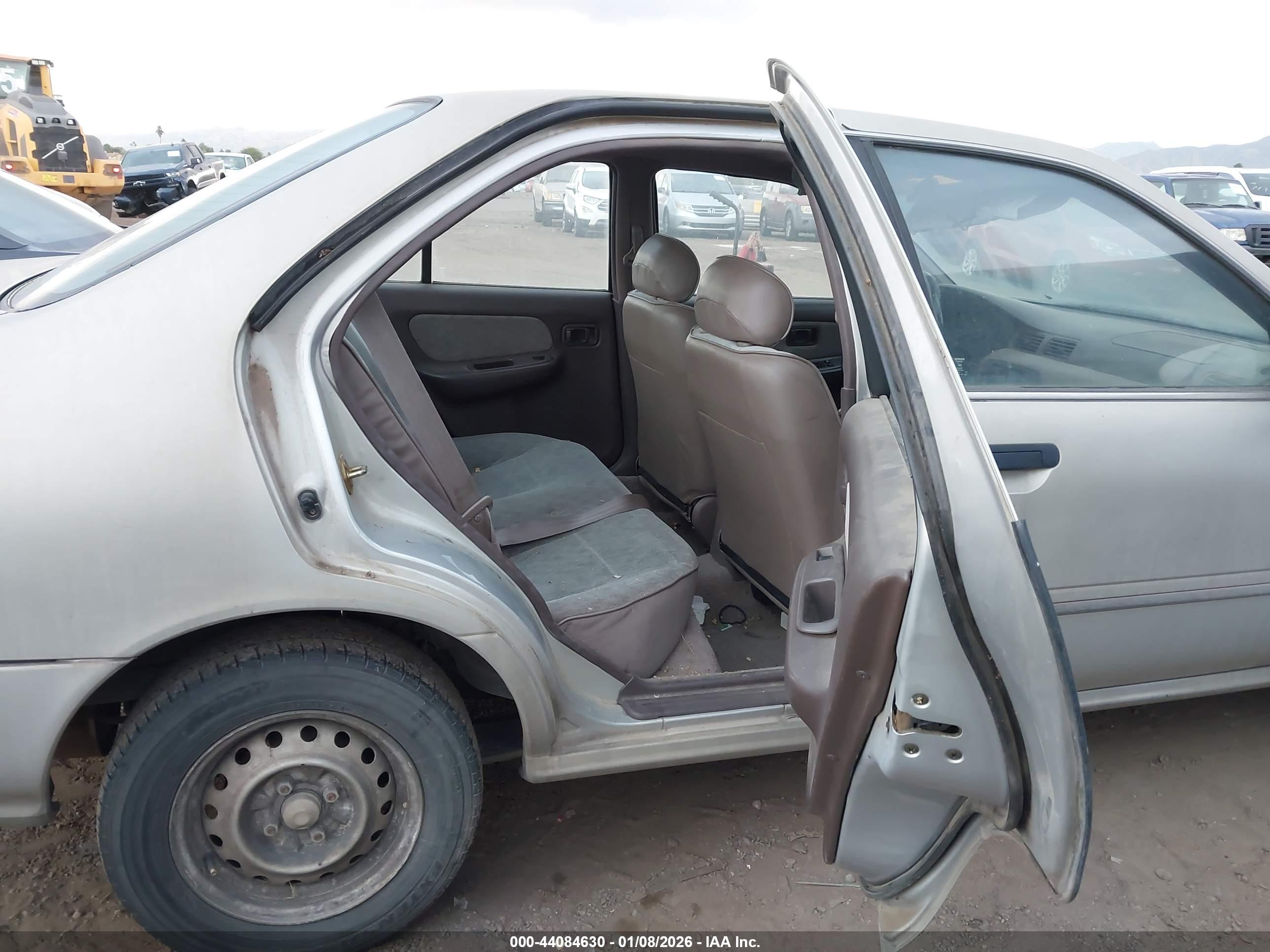 NISSAN SENTRA image 8